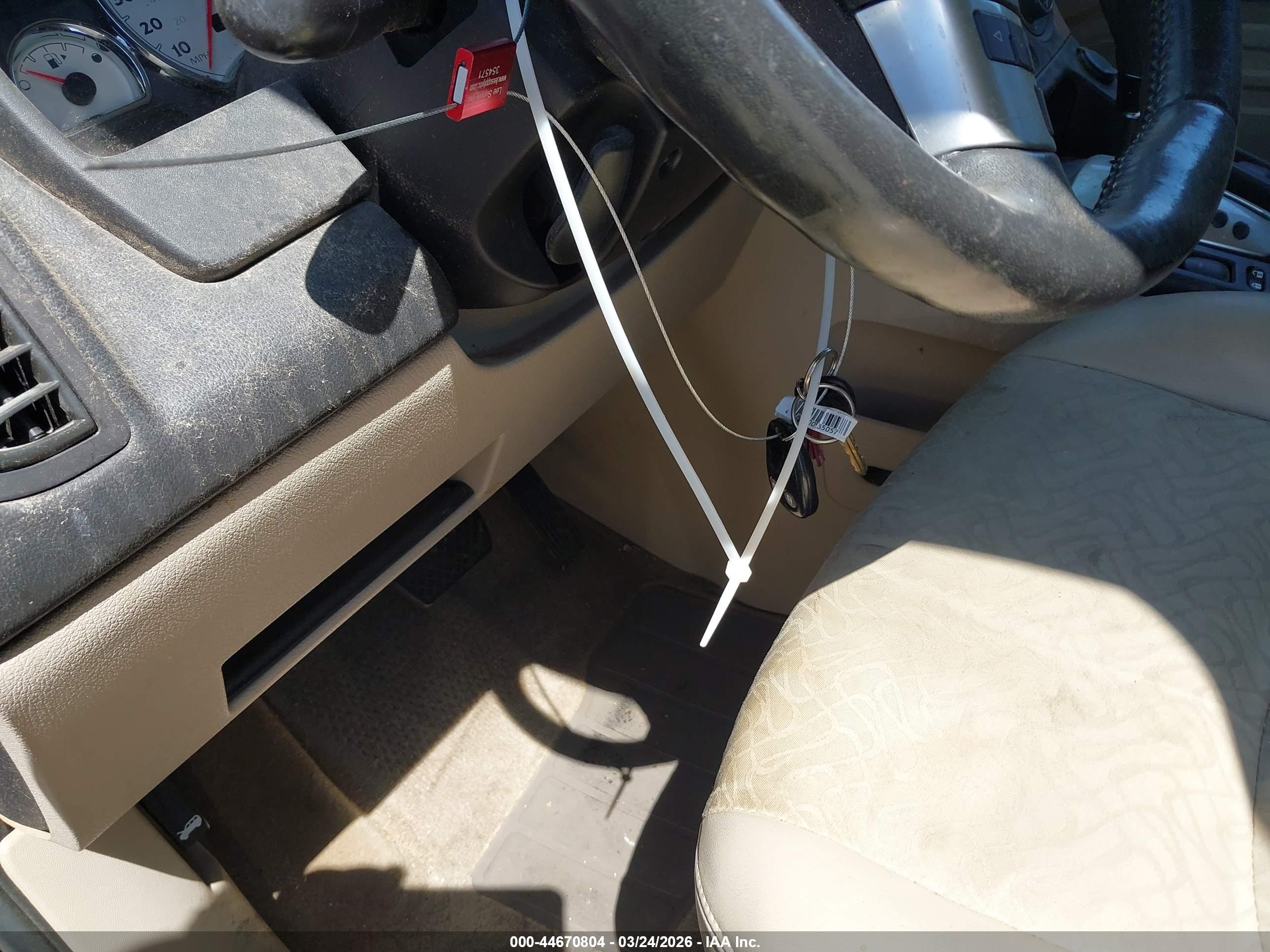 SATURN VUE image 11