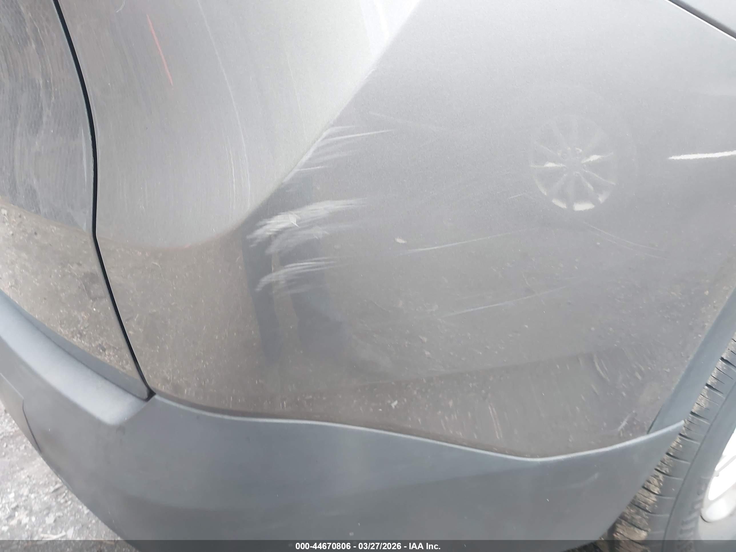 CHEVROLET TRAVERSE image 6