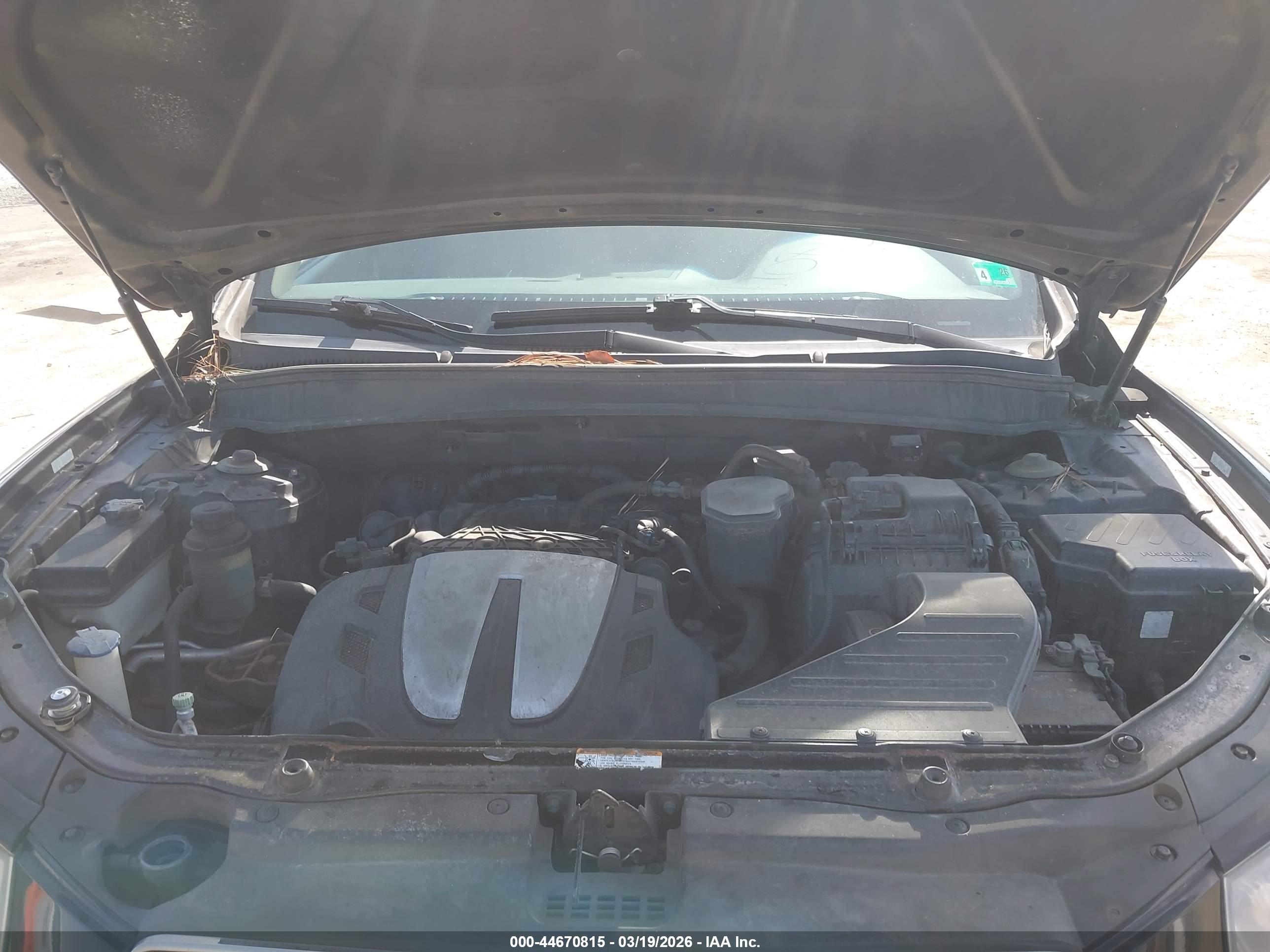HYUNDAI SANTA image 10