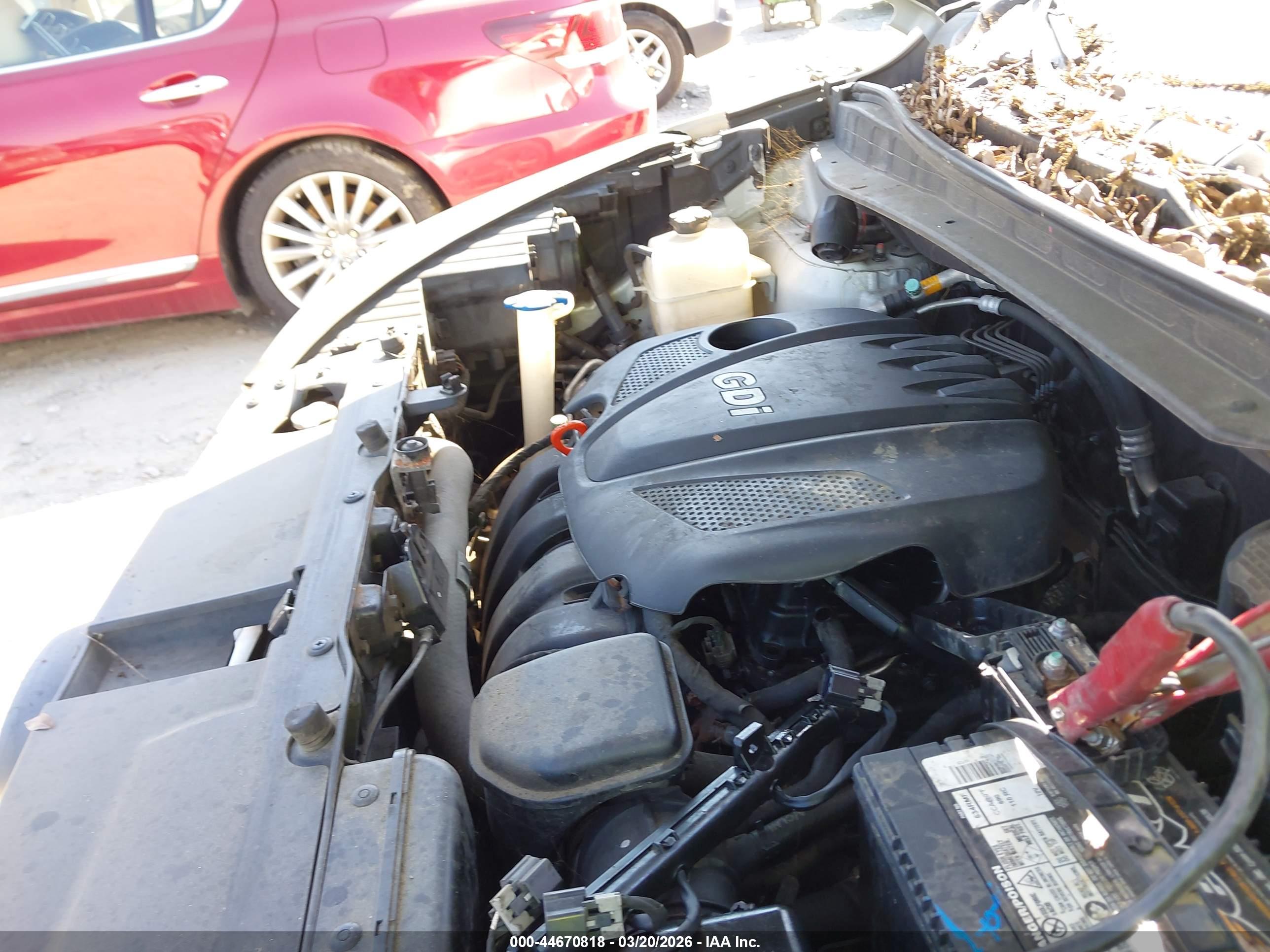 HYUNDAI TUCSON image 10