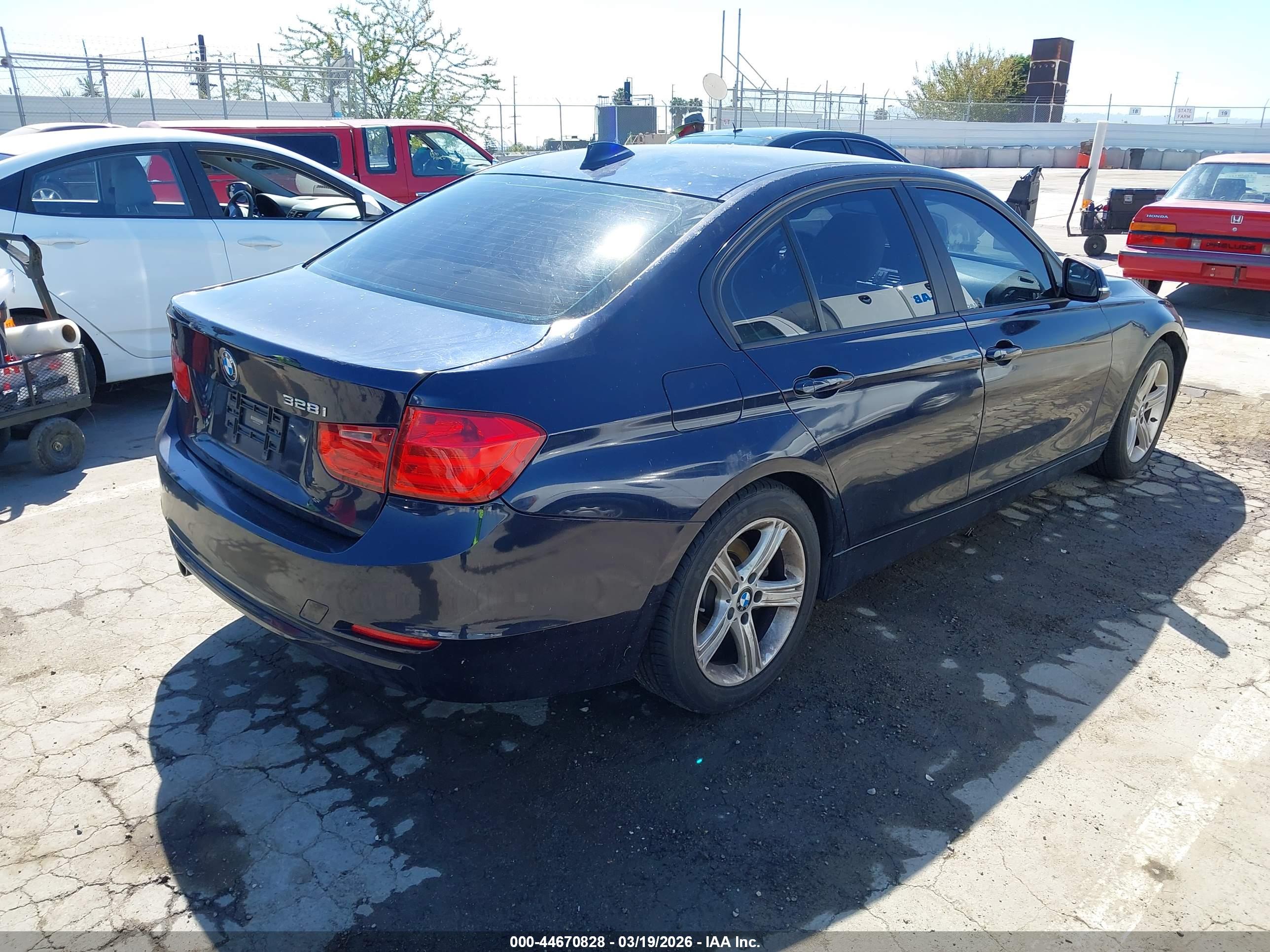 BMW 328I image 4