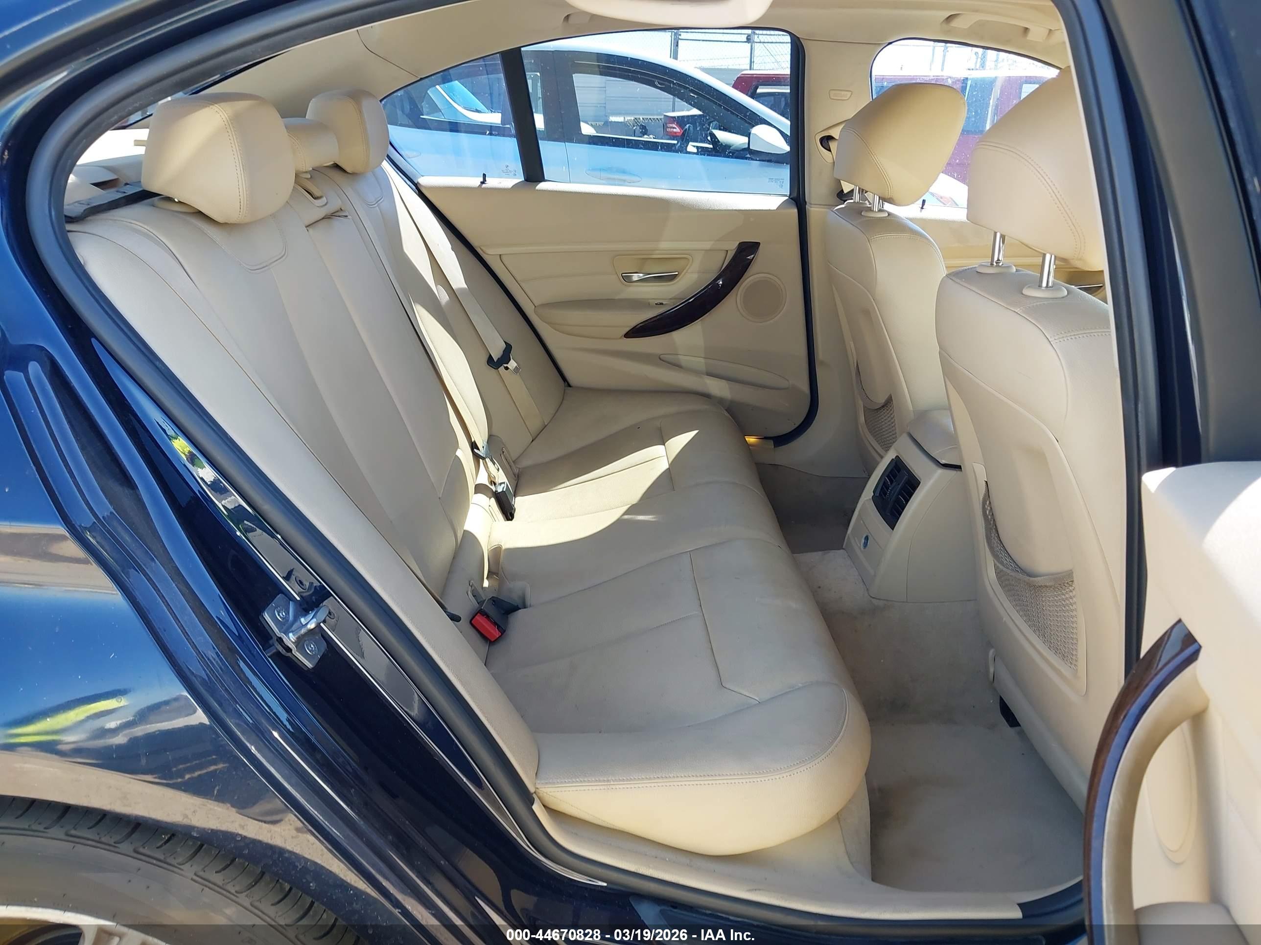 BMW 328I image 8
