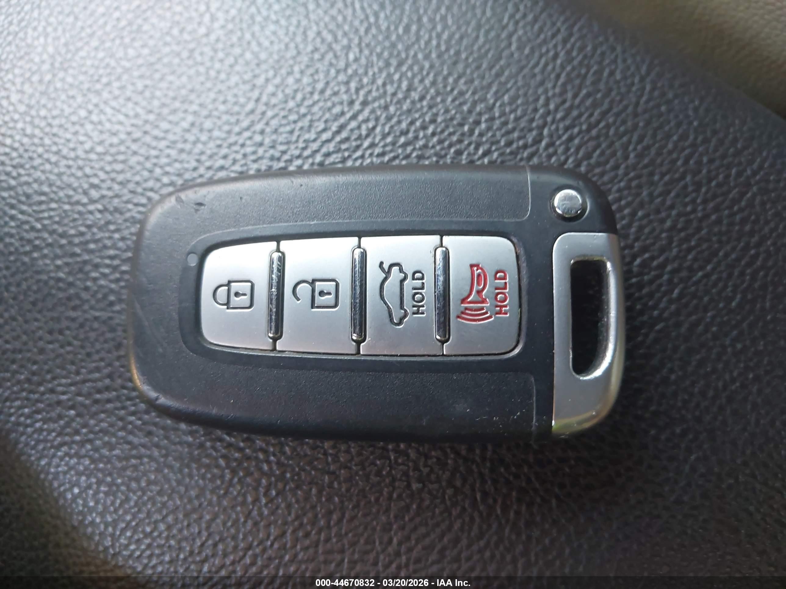 HYUNDAI ELANTRA image 11