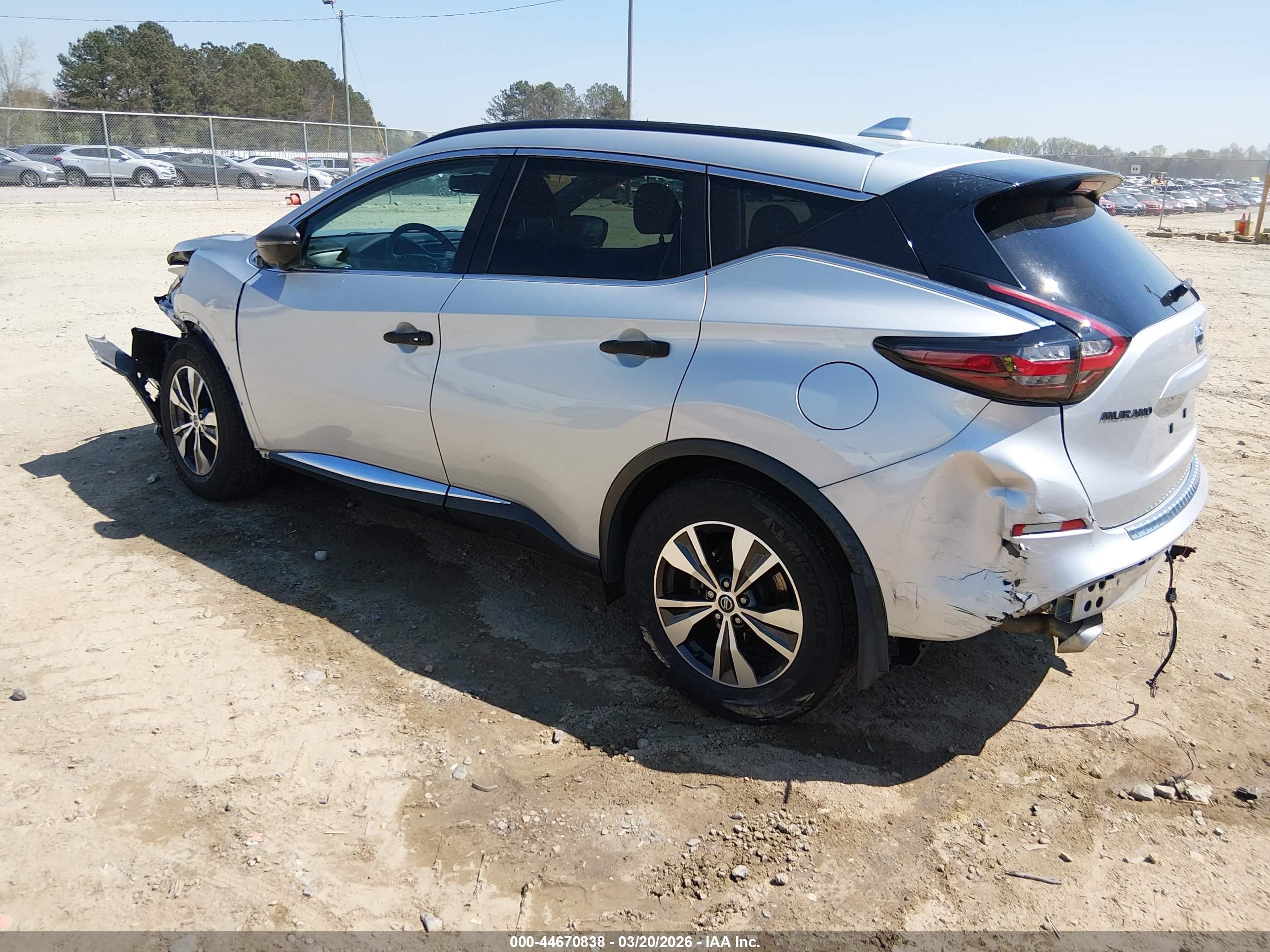NISSAN MURANO image 3