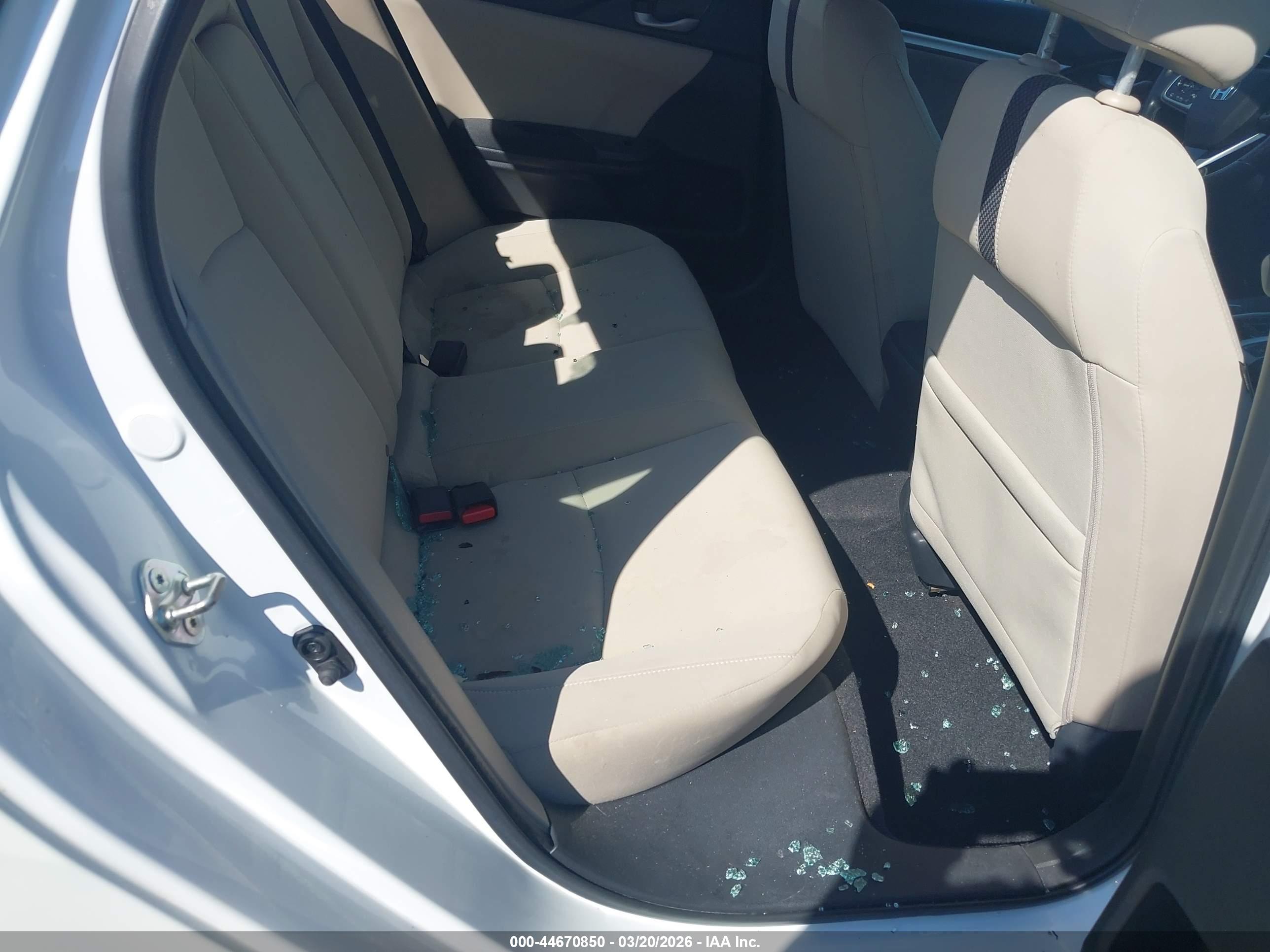 HONDA CIVIC image 8
