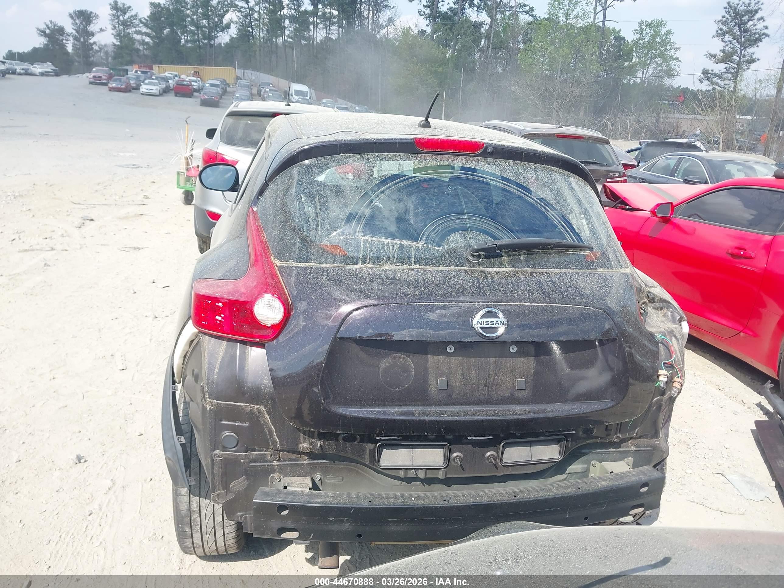 NISSAN JUKE image 6