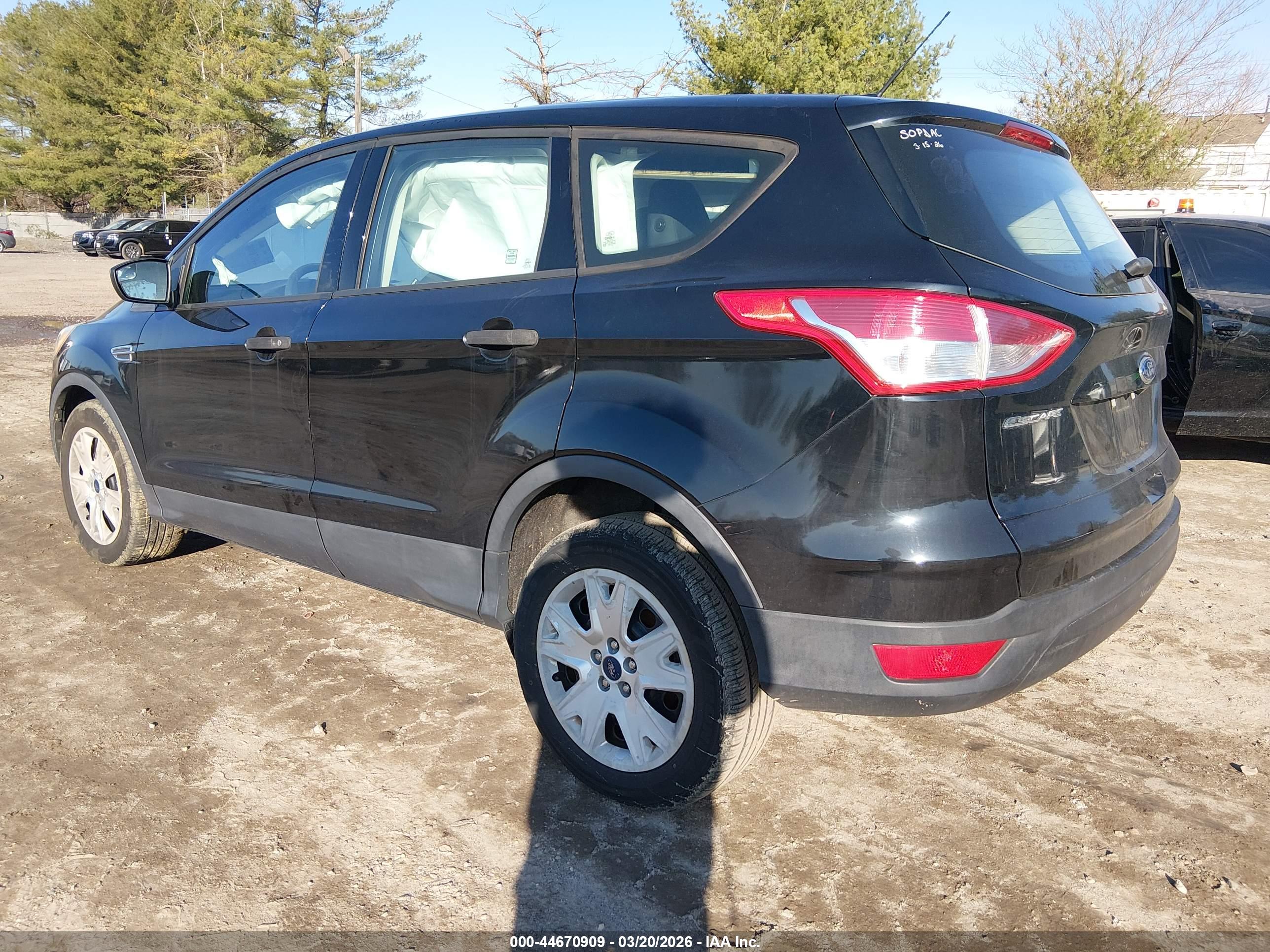 FORD ESCAPE image 3