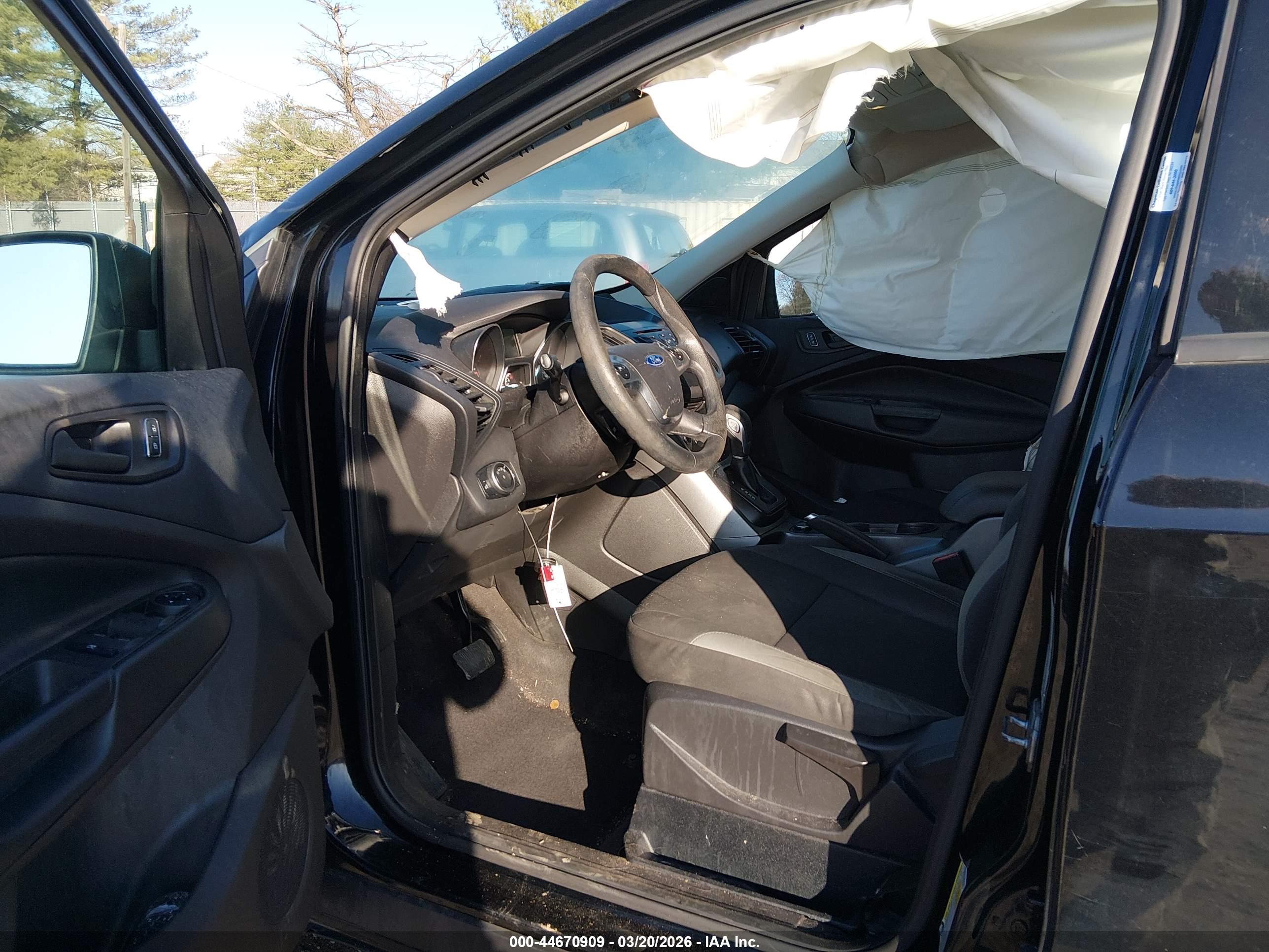 FORD ESCAPE image 5