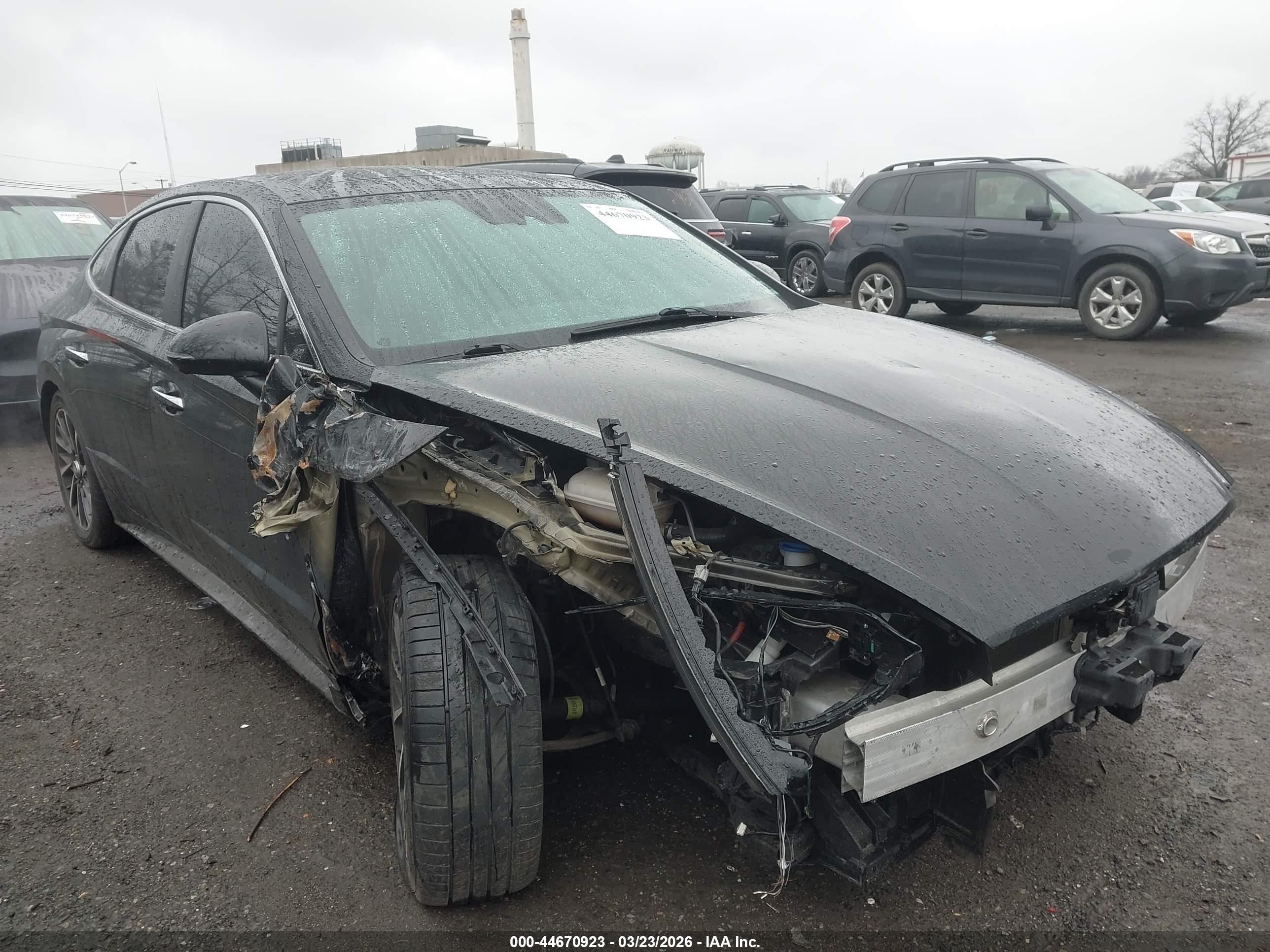 HYUNDAI SONATA image 6