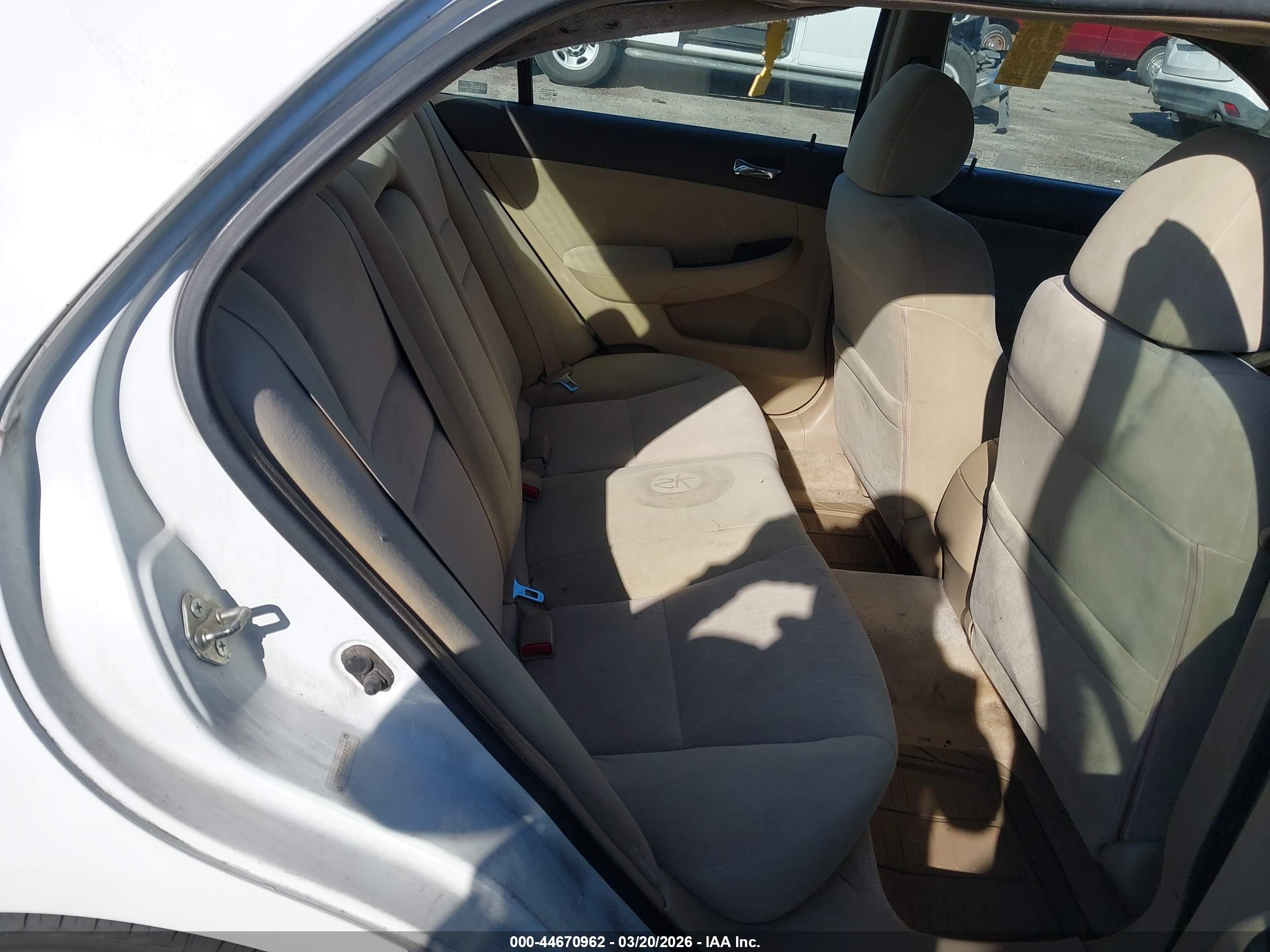 HONDA ACCORD image 8