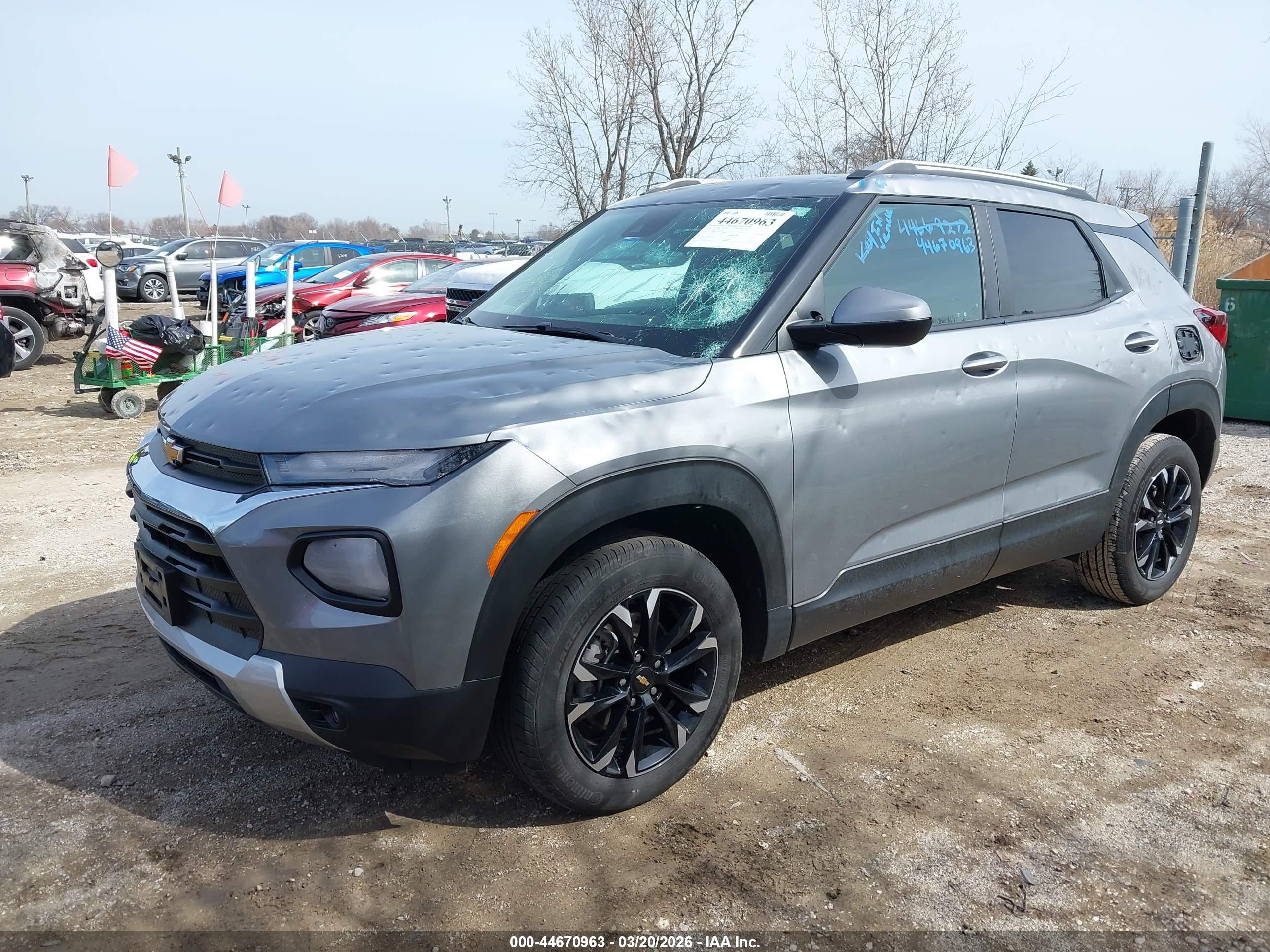 CHEVROLET TRAILBLAZER image 2