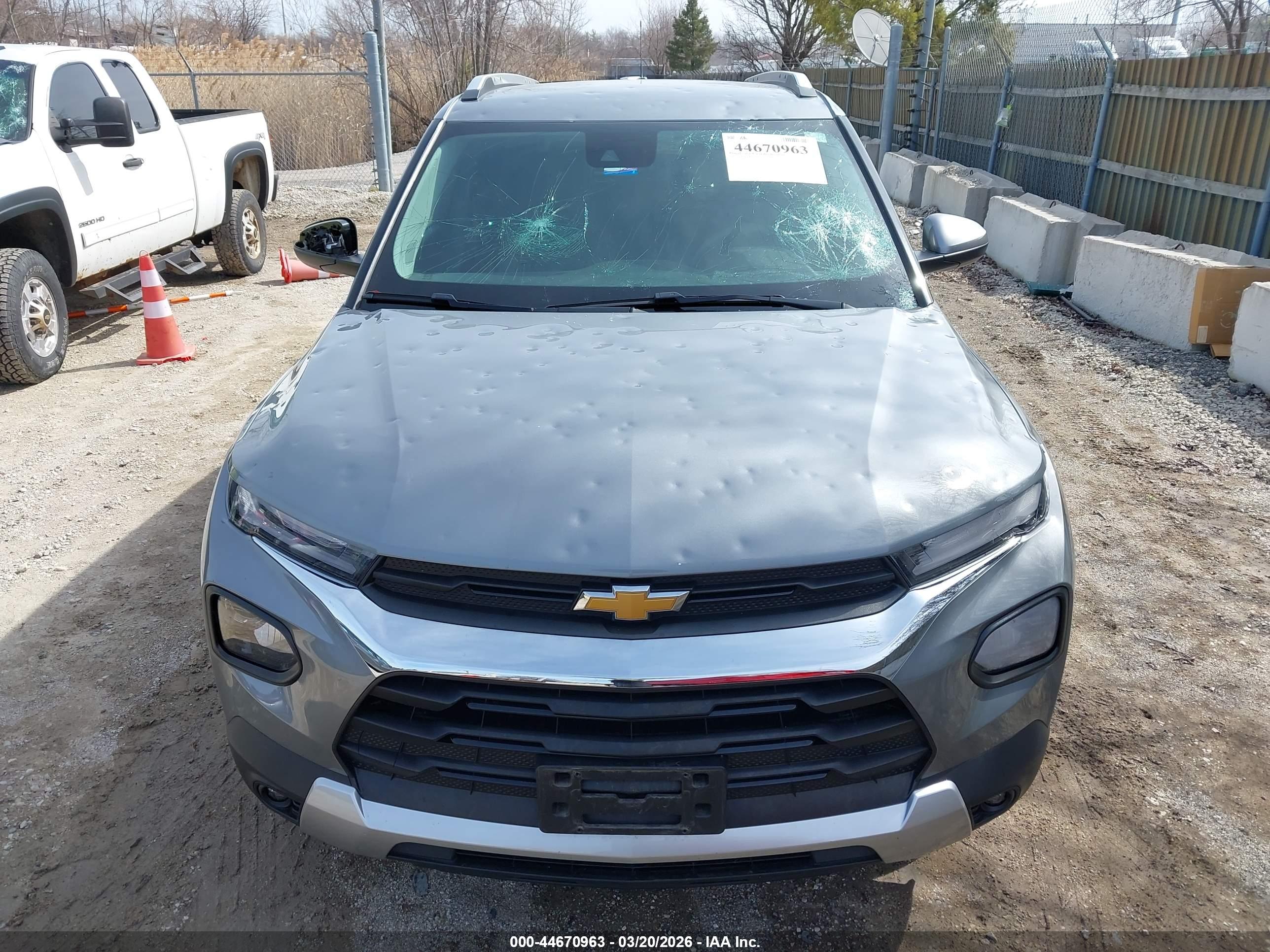 CHEVROLET TRAILBLAZER image 6