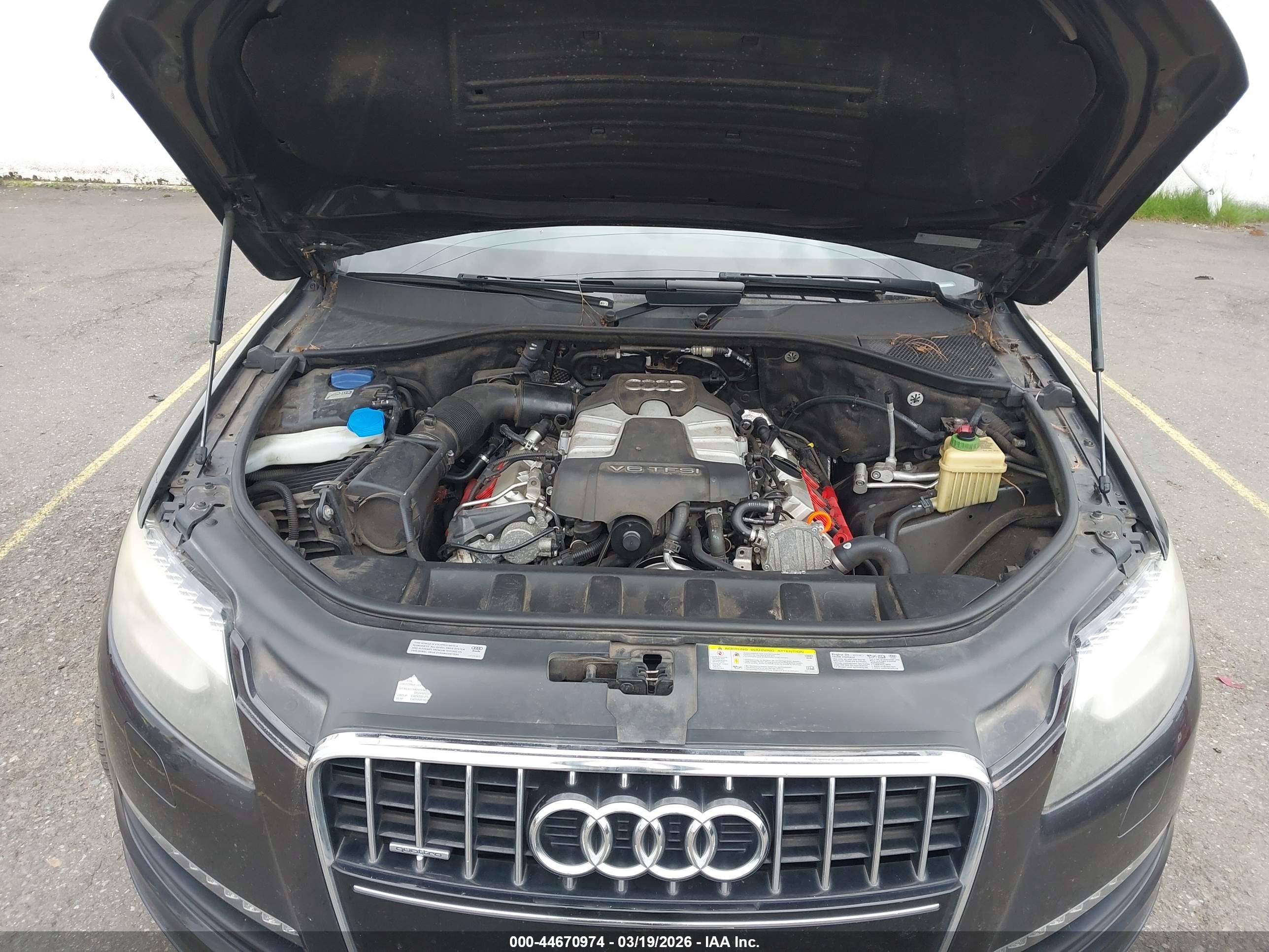 AUDI Q7 image 10