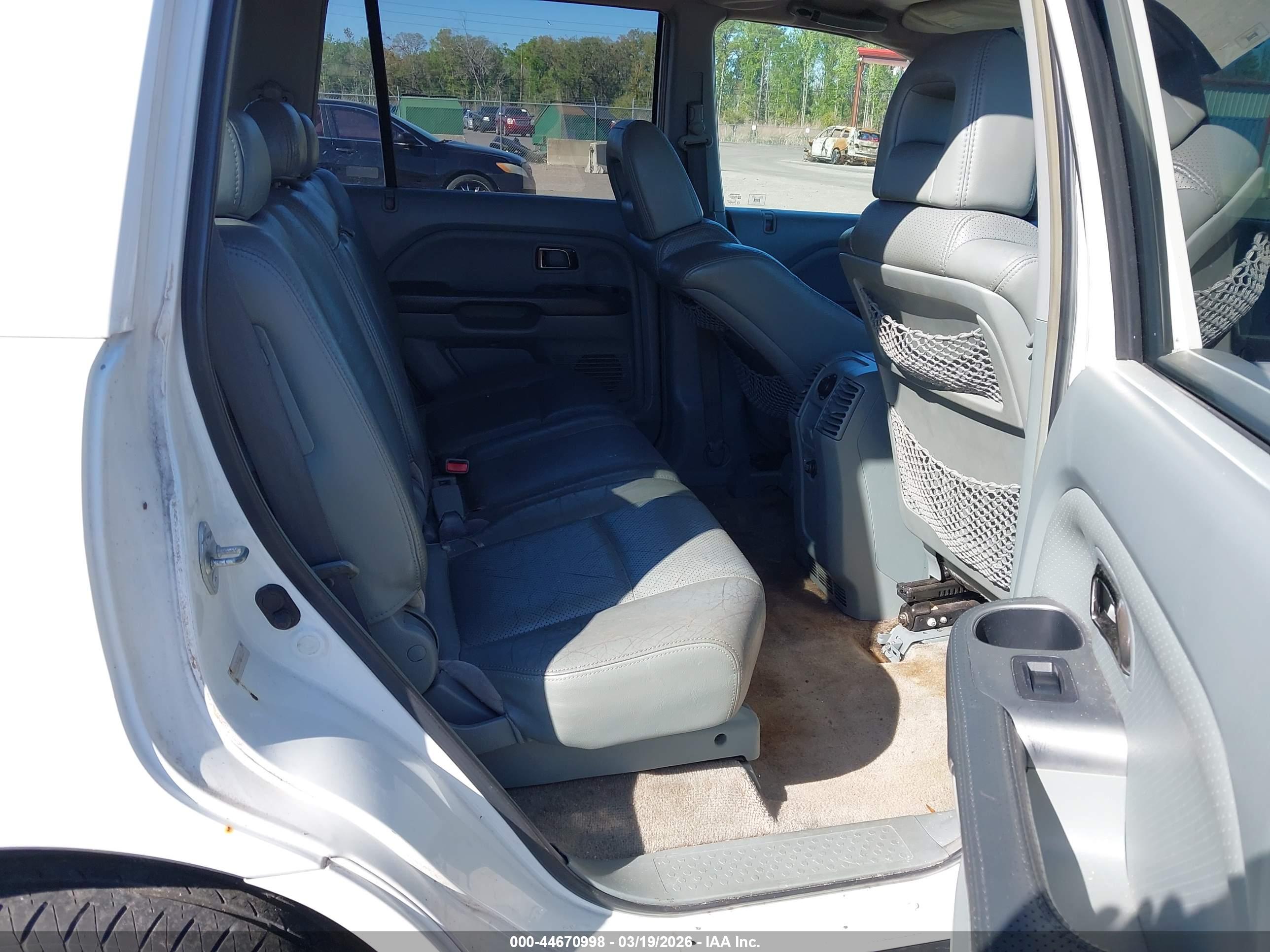 HONDA PILOT image 8