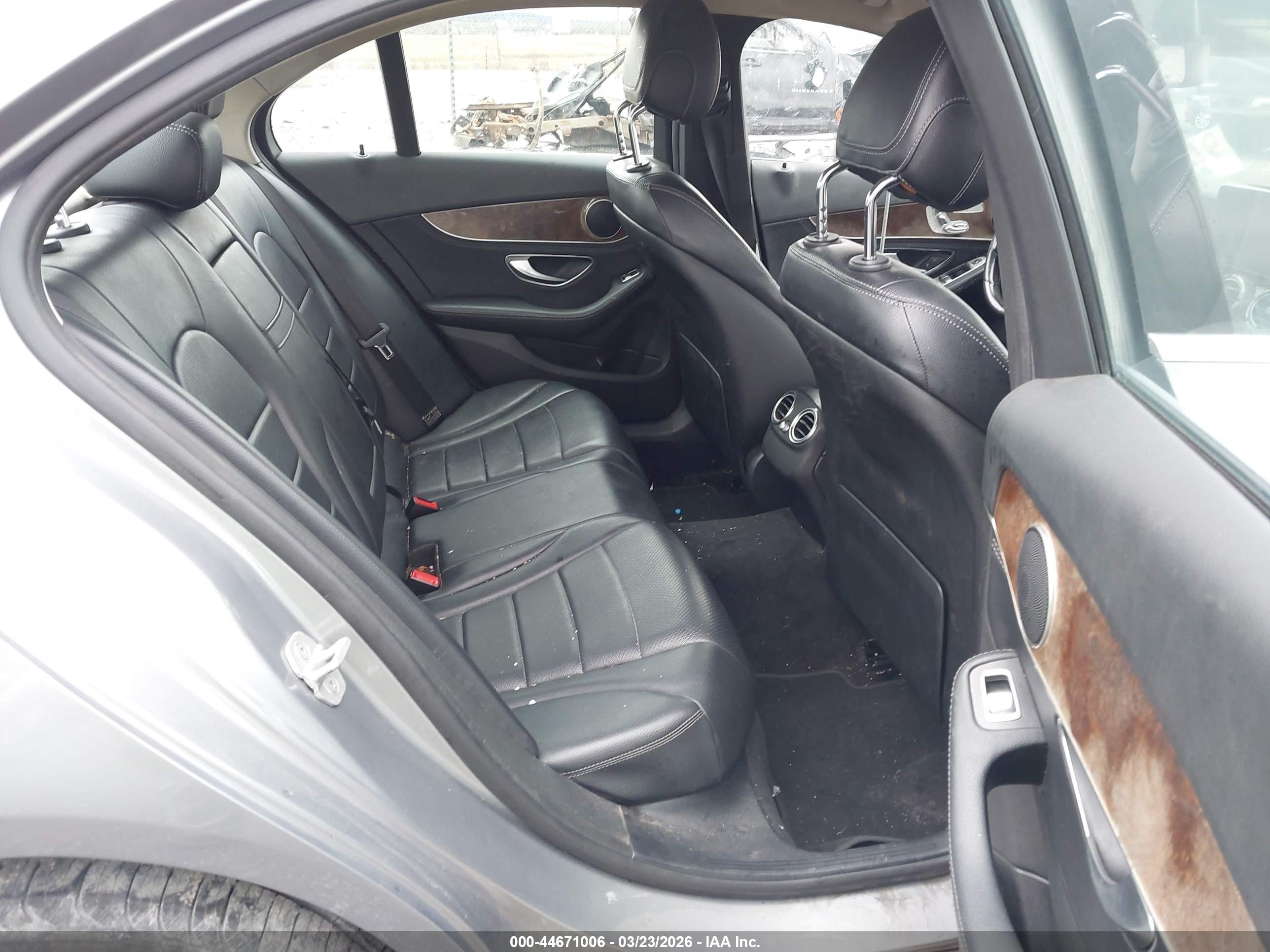MERCEDES-BENZ C image 8