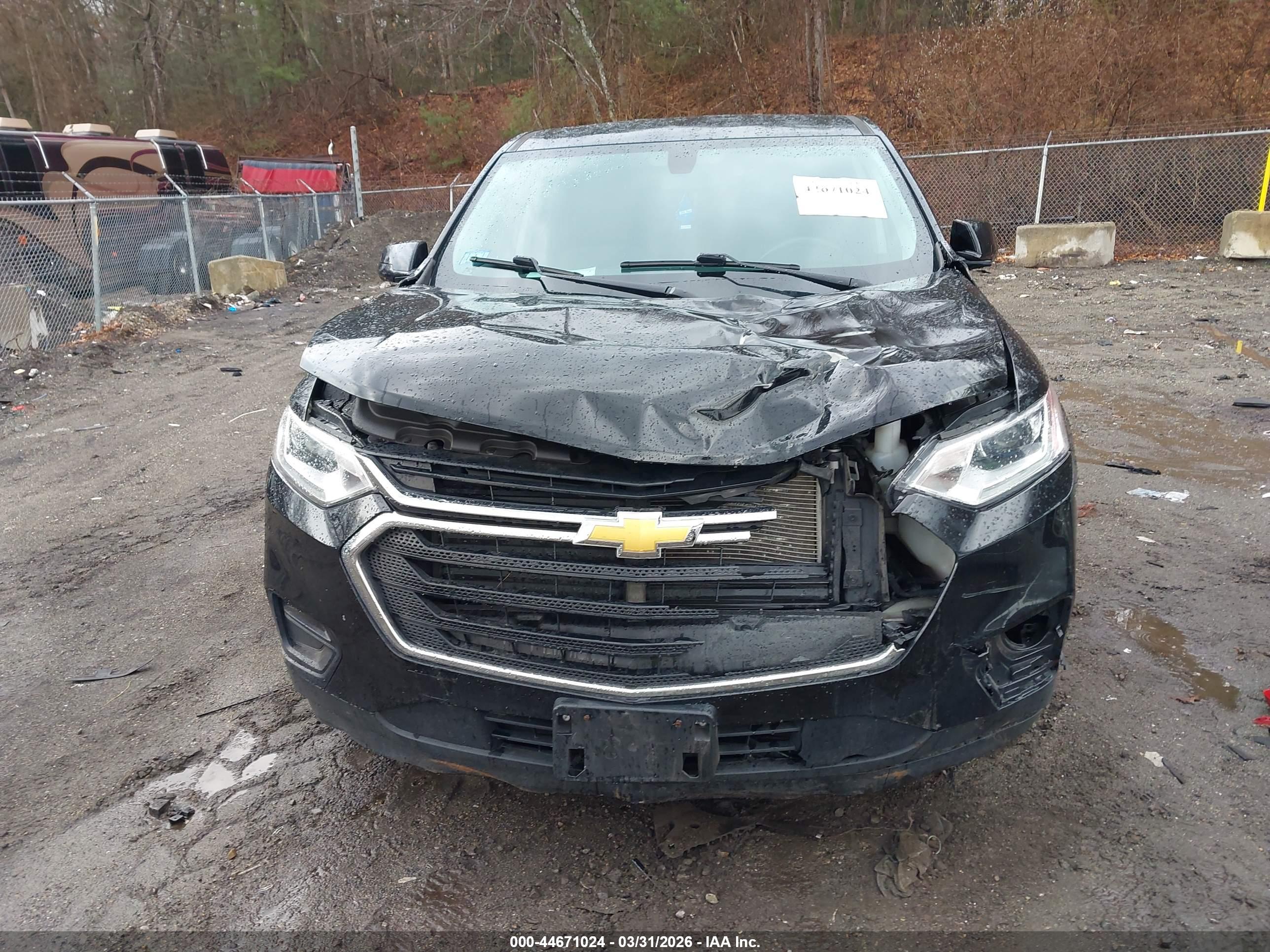 CHEVROLET TRAVERSE image 6