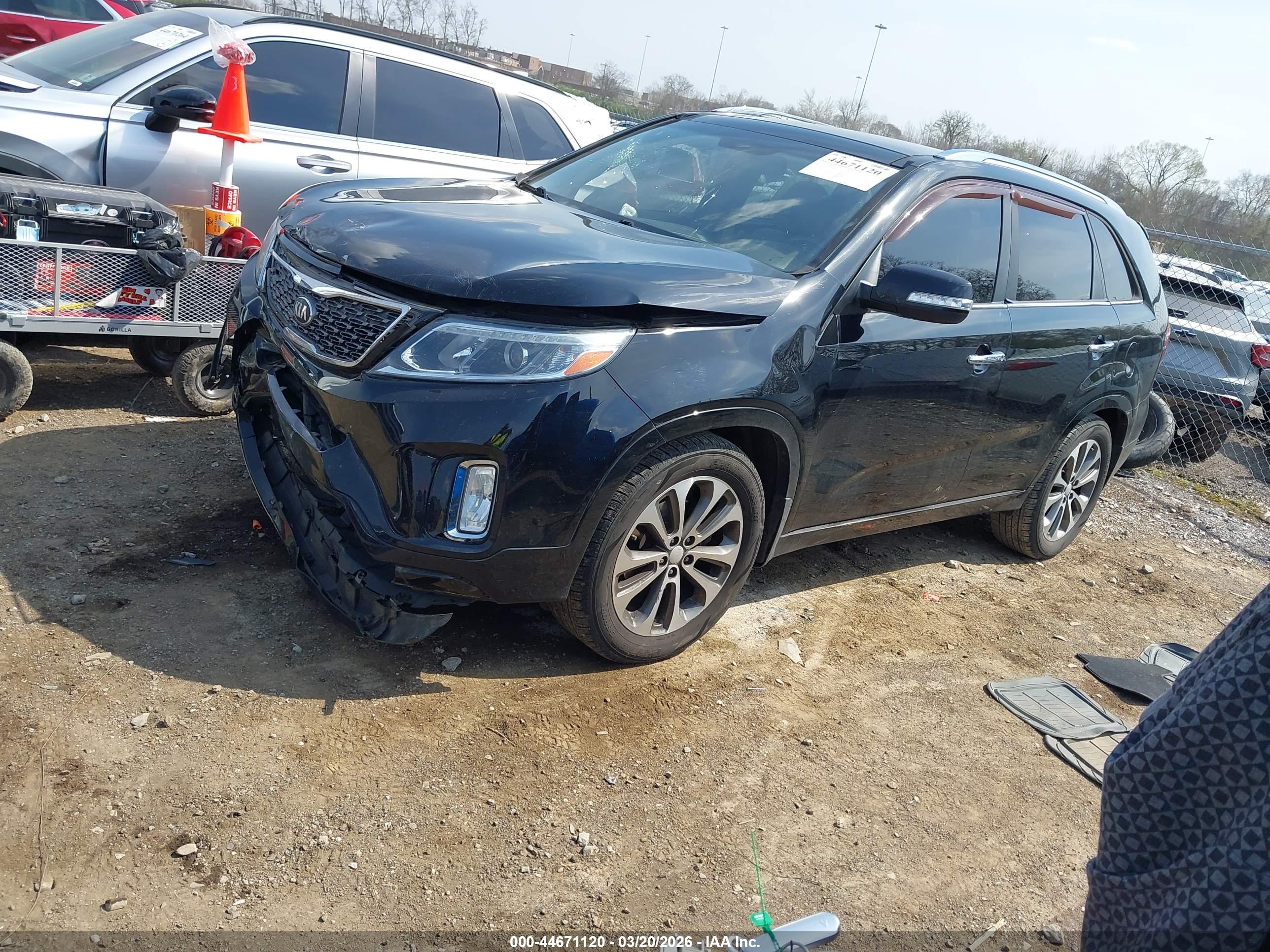 KIA SORENTO image 2