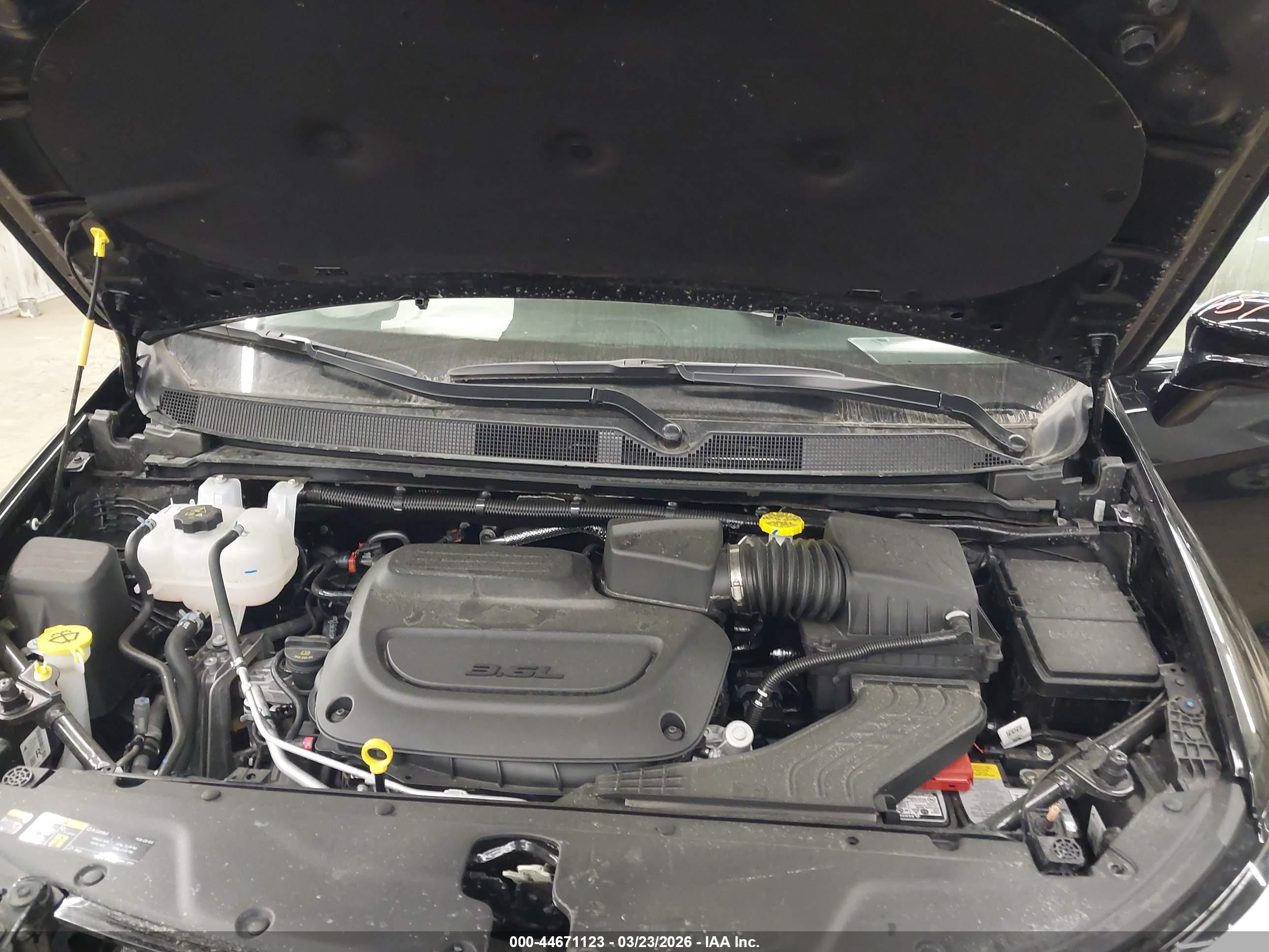 CHRYSLER PACIFICA image 10