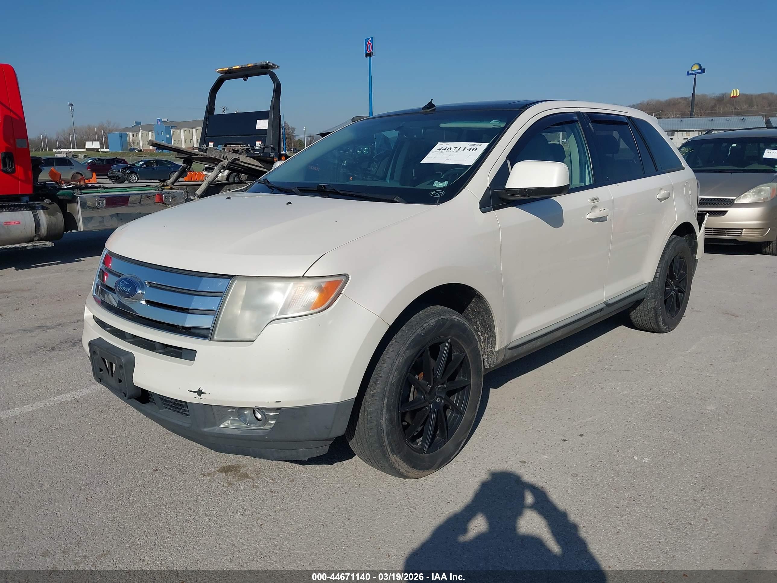 FORD EDGE image 2