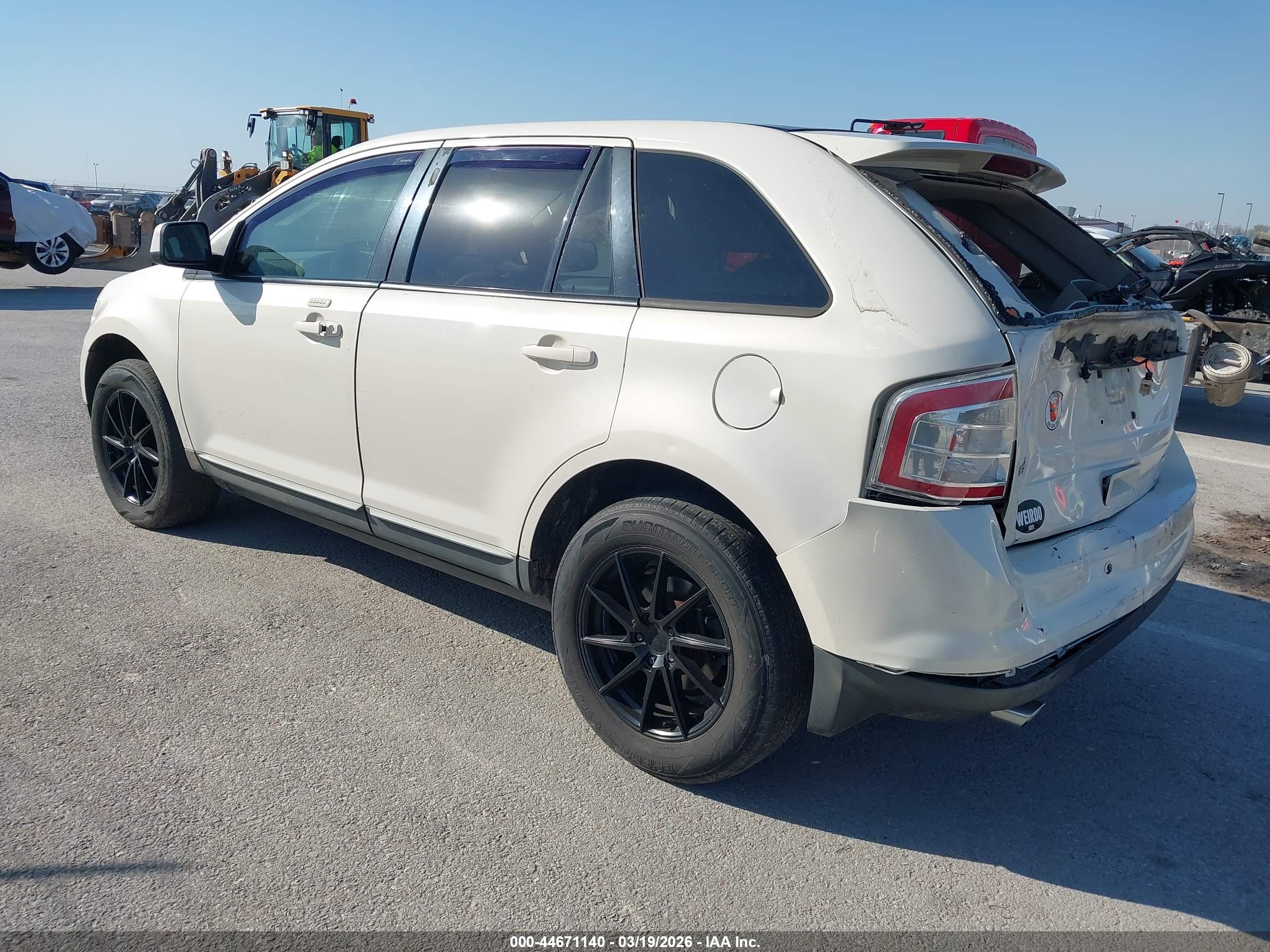 FORD EDGE image 3