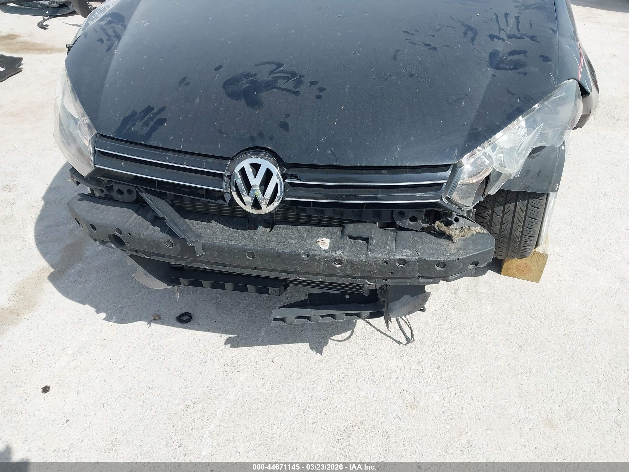 VOLKSWAGEN JETTA image 6