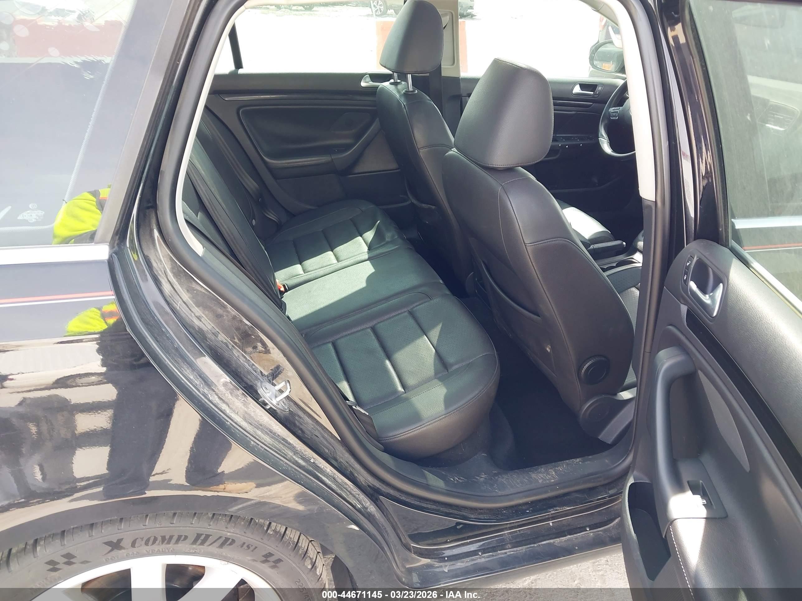 VOLKSWAGEN JETTA image 8