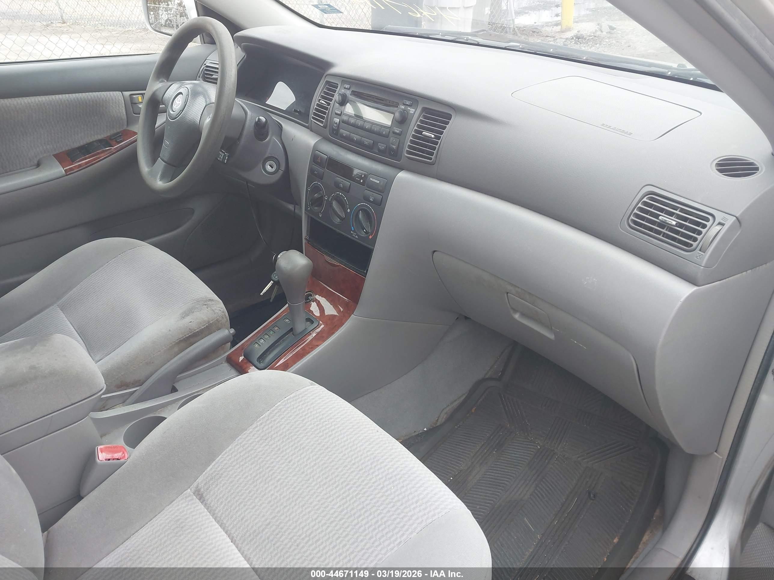 TOYOTA COROLLA image 5