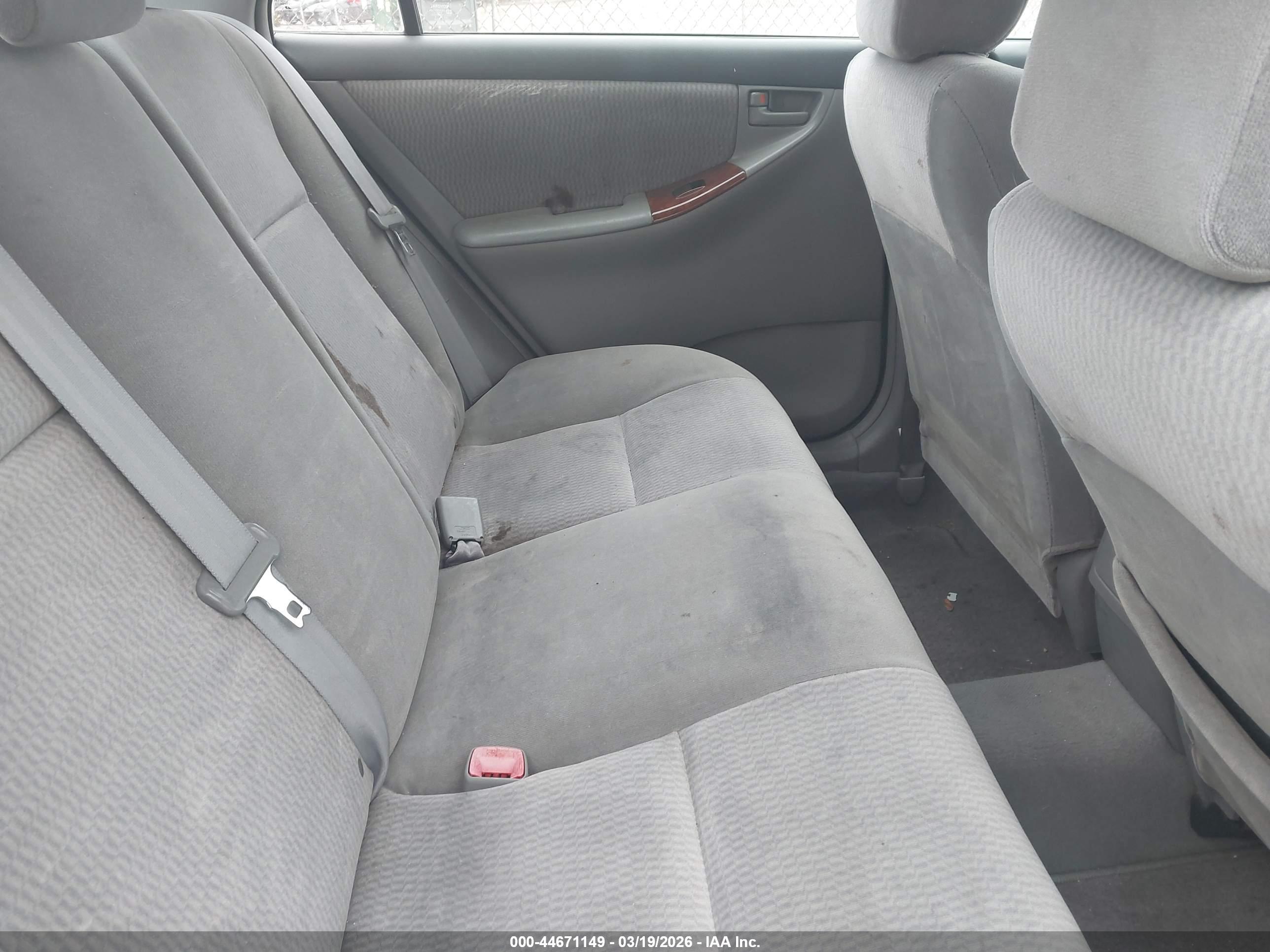 TOYOTA COROLLA image 8