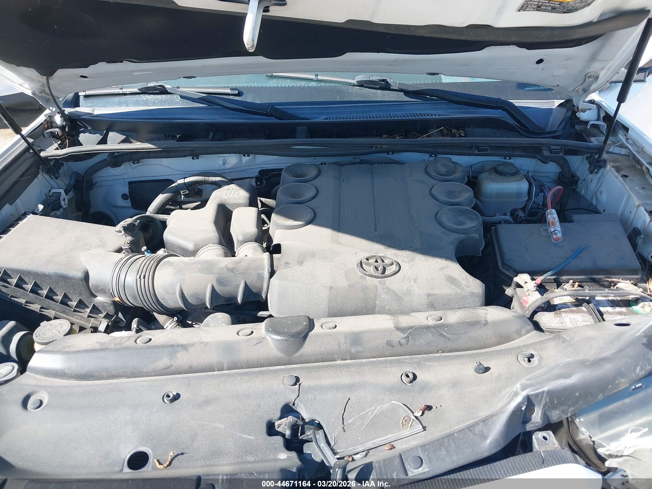 TOYOTA 4RUNNER image 10