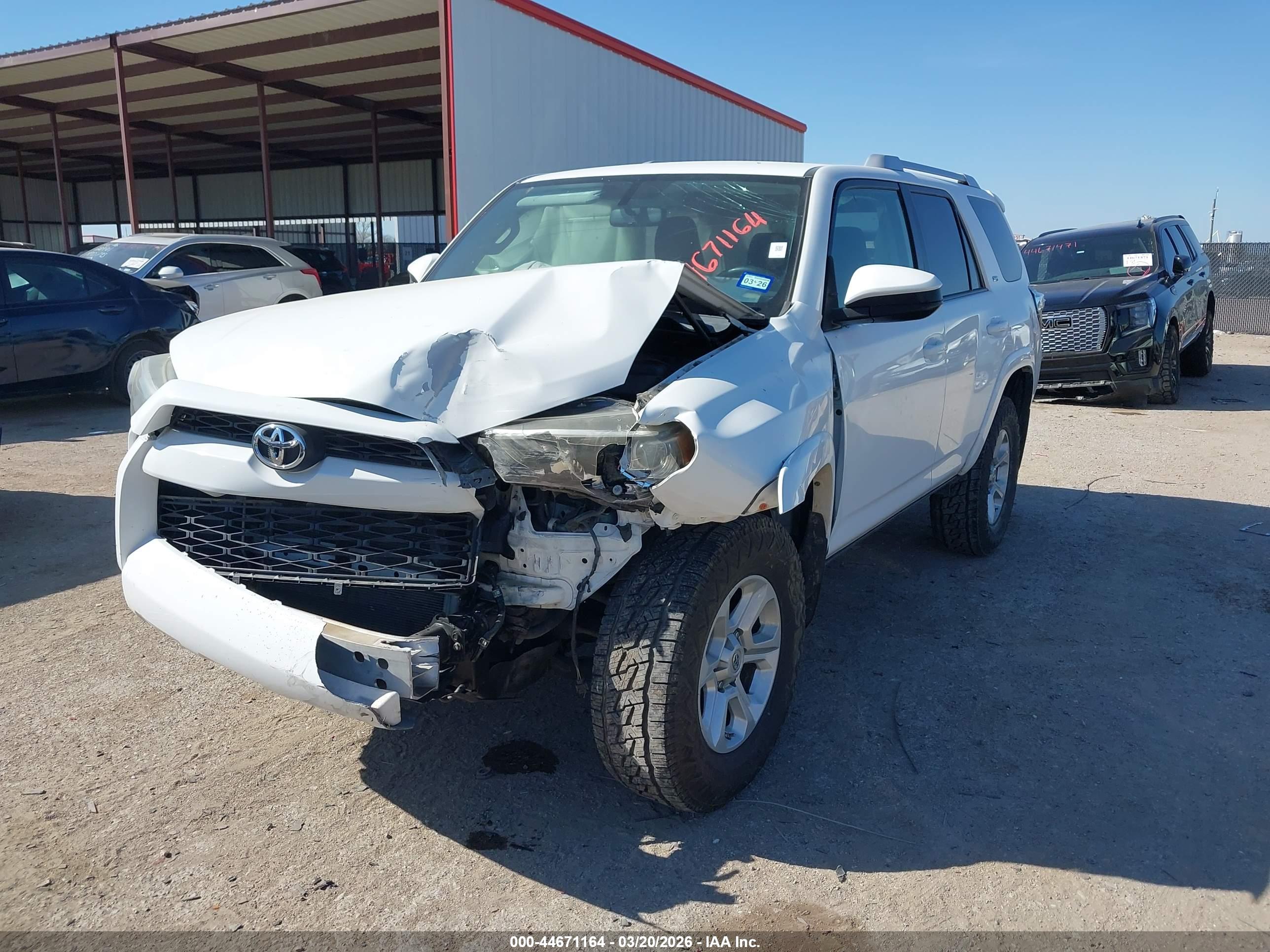 TOYOTA 4RUNNER image 2