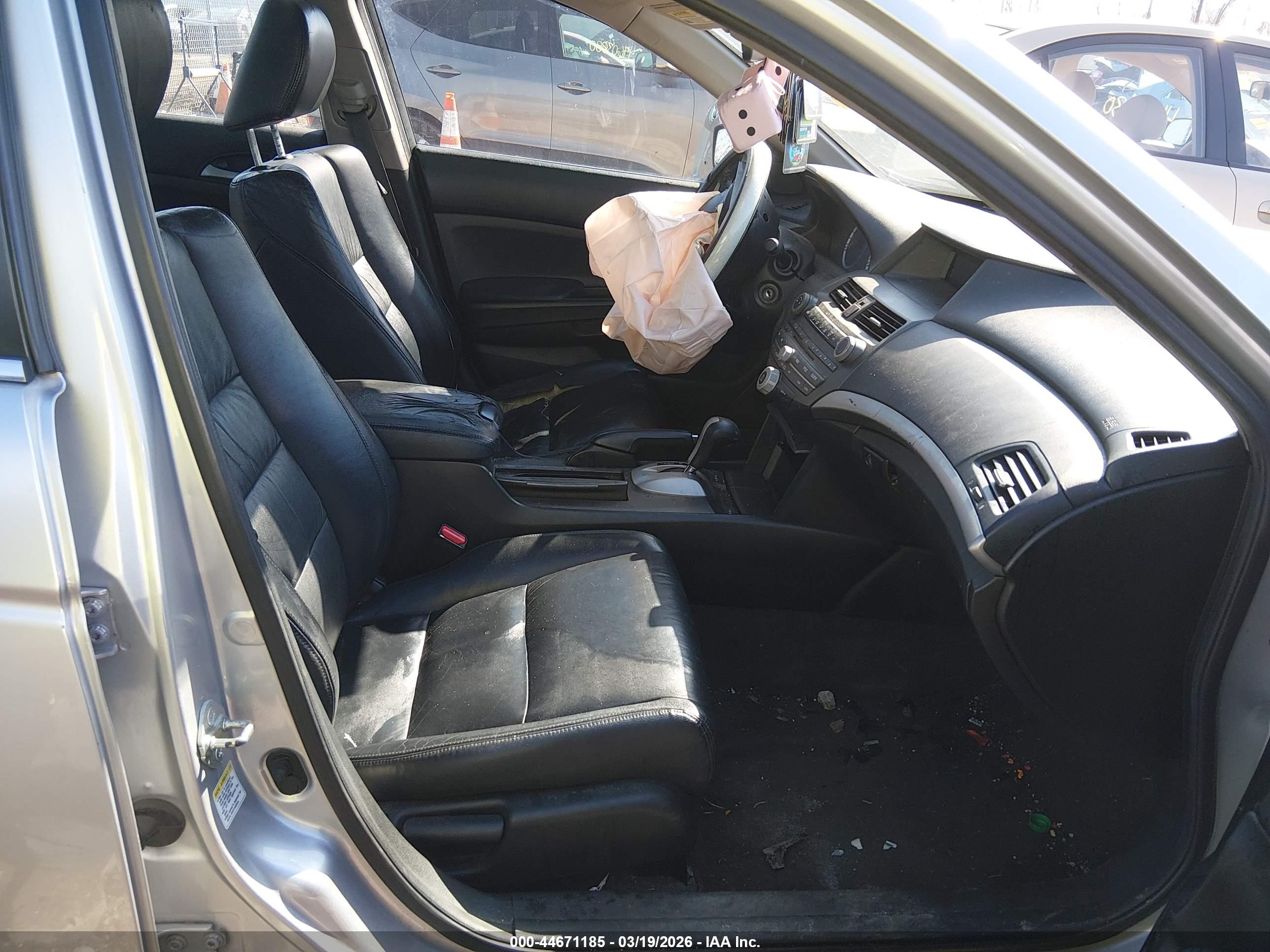 HONDA ACCORD image 5