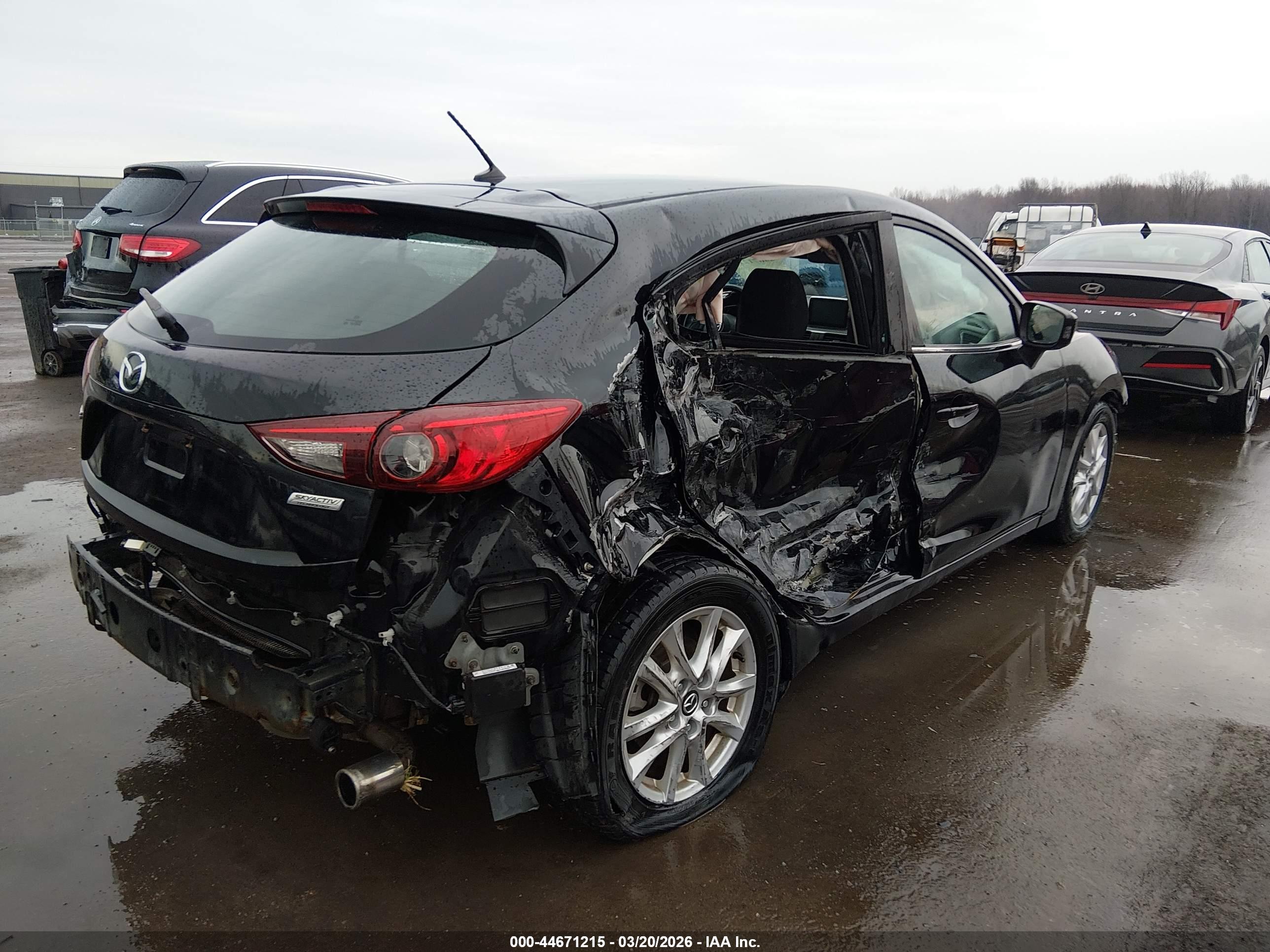 MAZDA MAZDA3 image 6