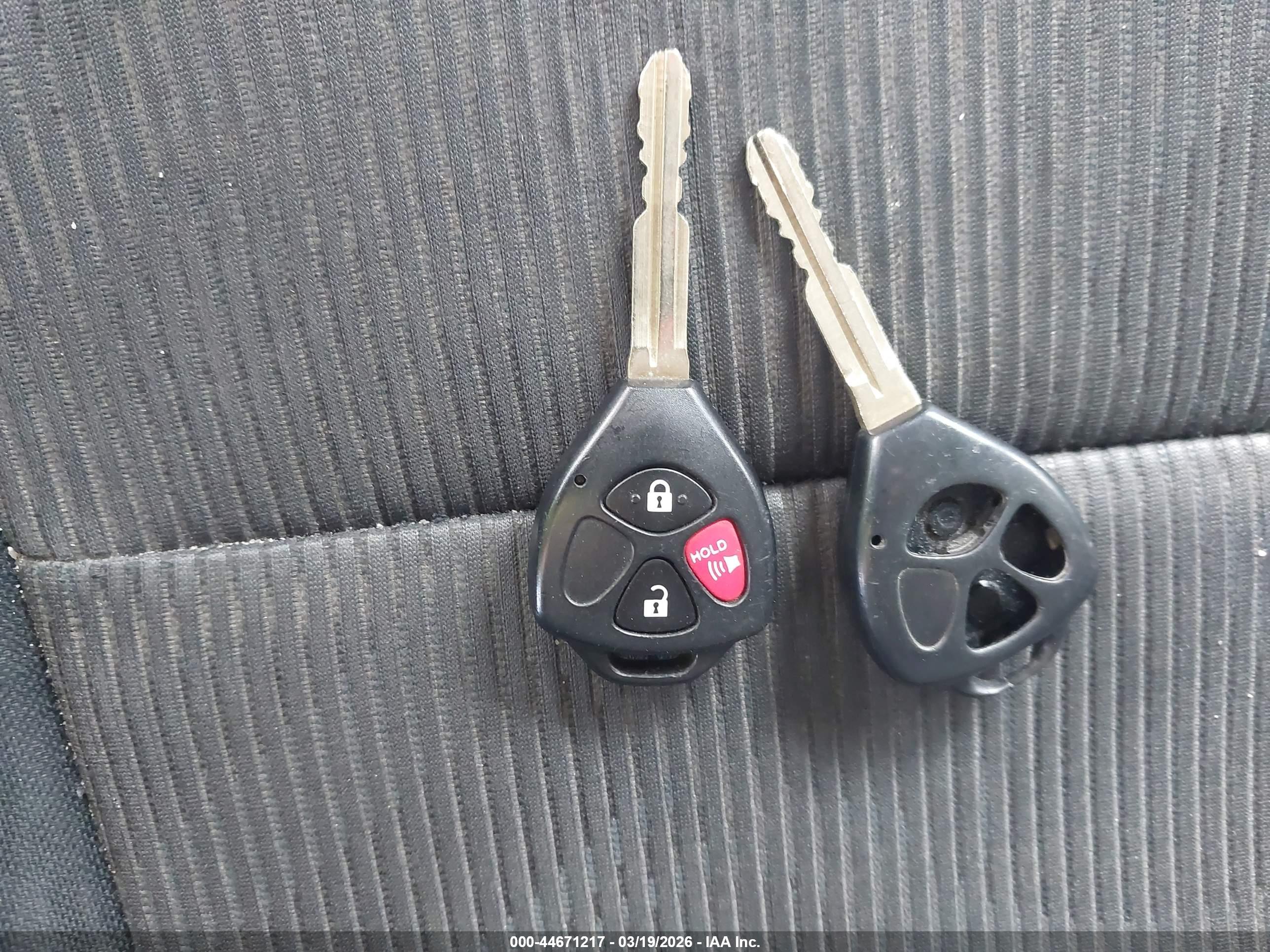 SCION XB image 11
