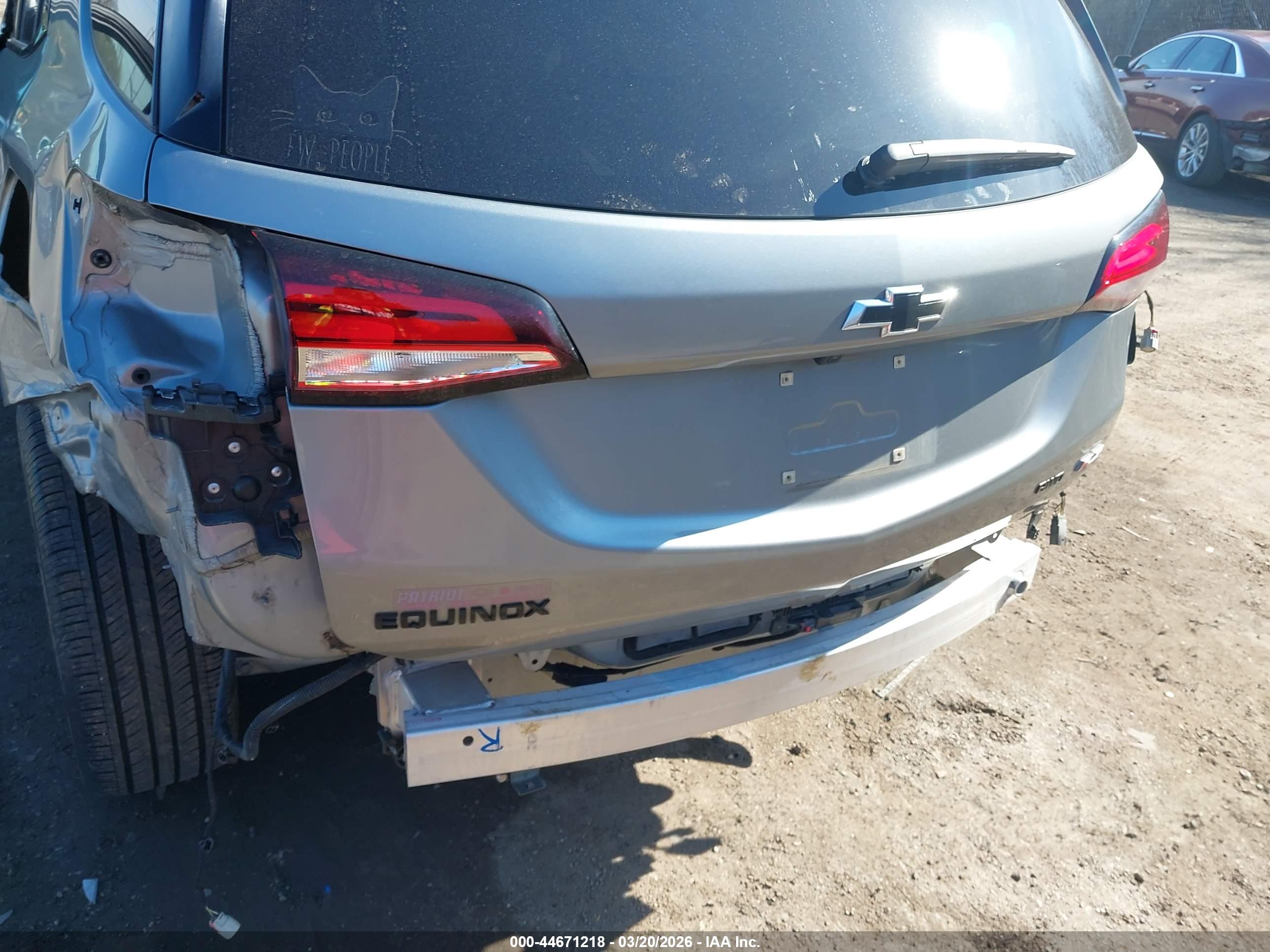 CHEVROLET EQUINOX image 6
