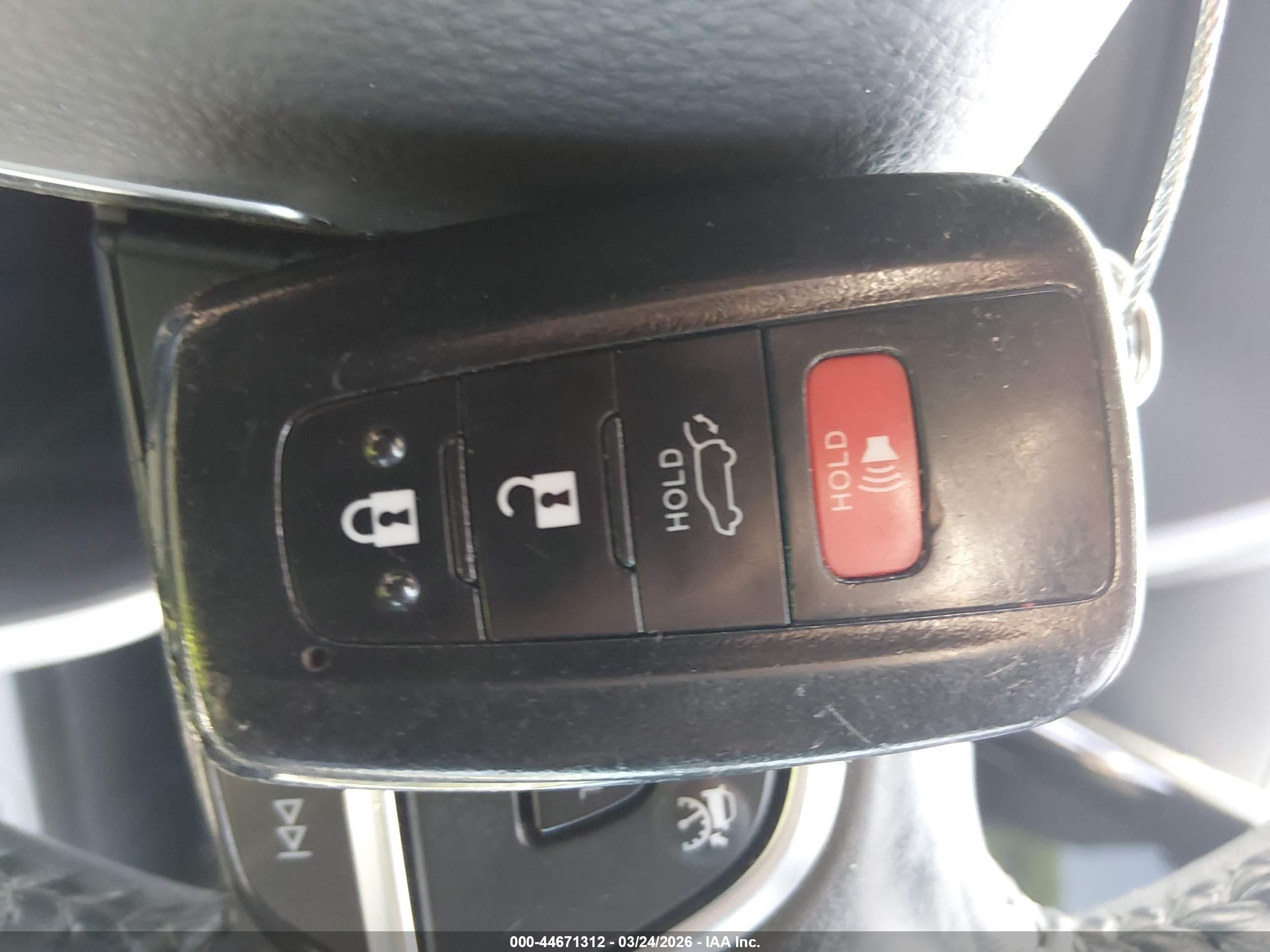 TOYOTA HIGHLANDER image 11