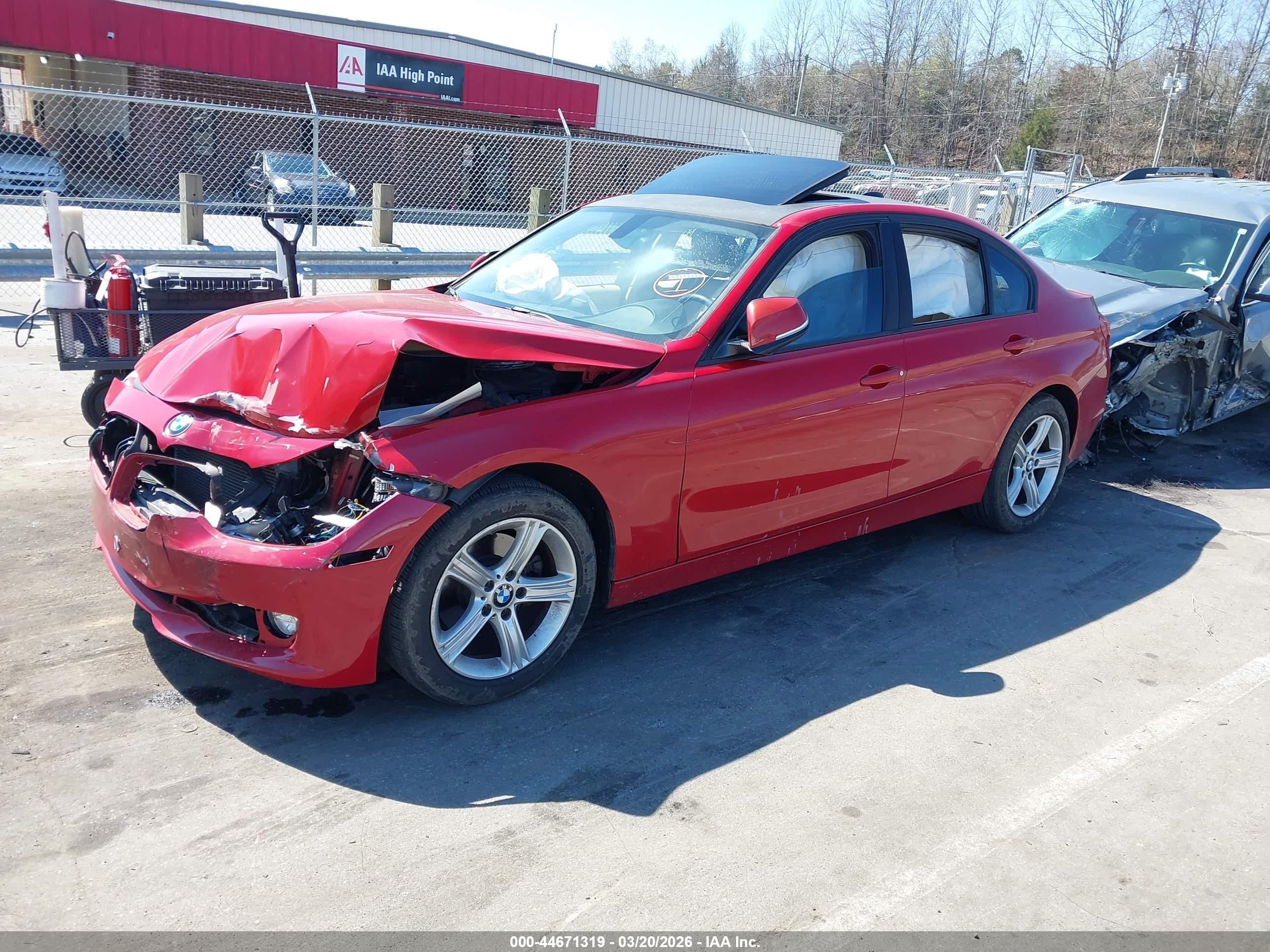 BMW 328I image 2