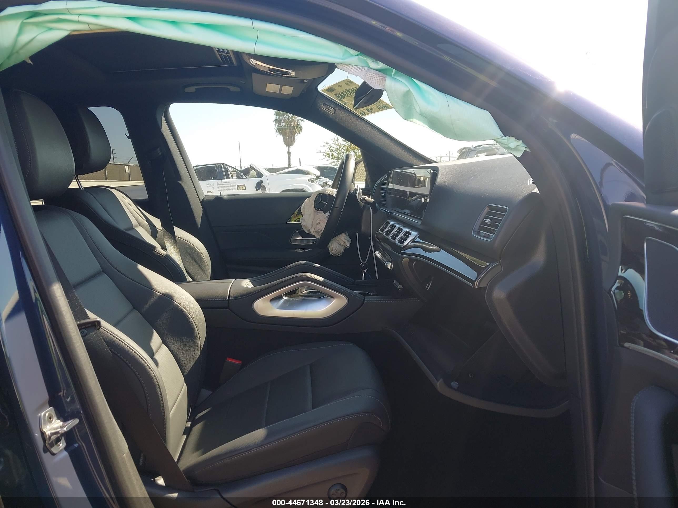 MERCEDES-BENZ GLE image 5