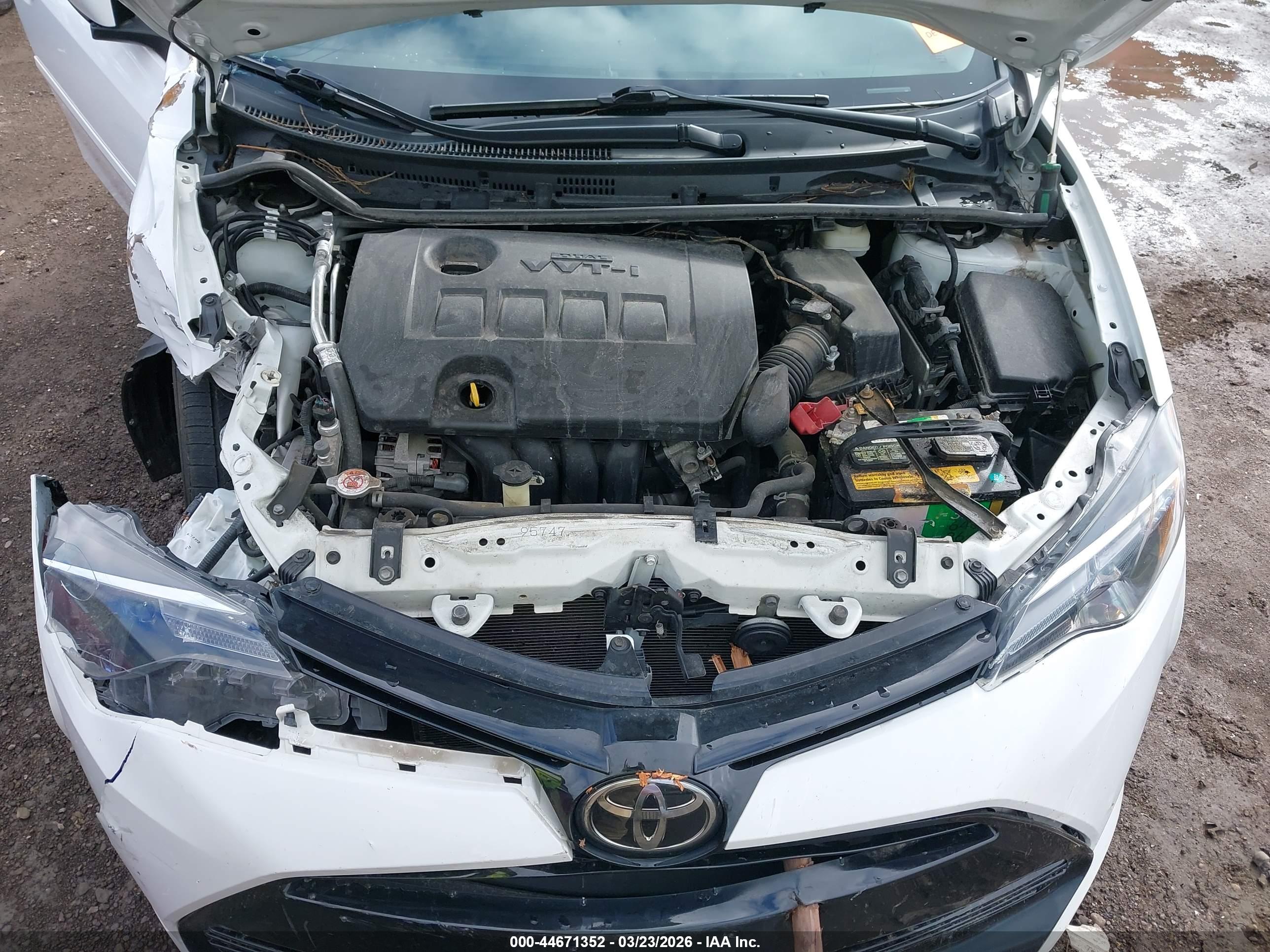 TOYOTA COROLLA image 10