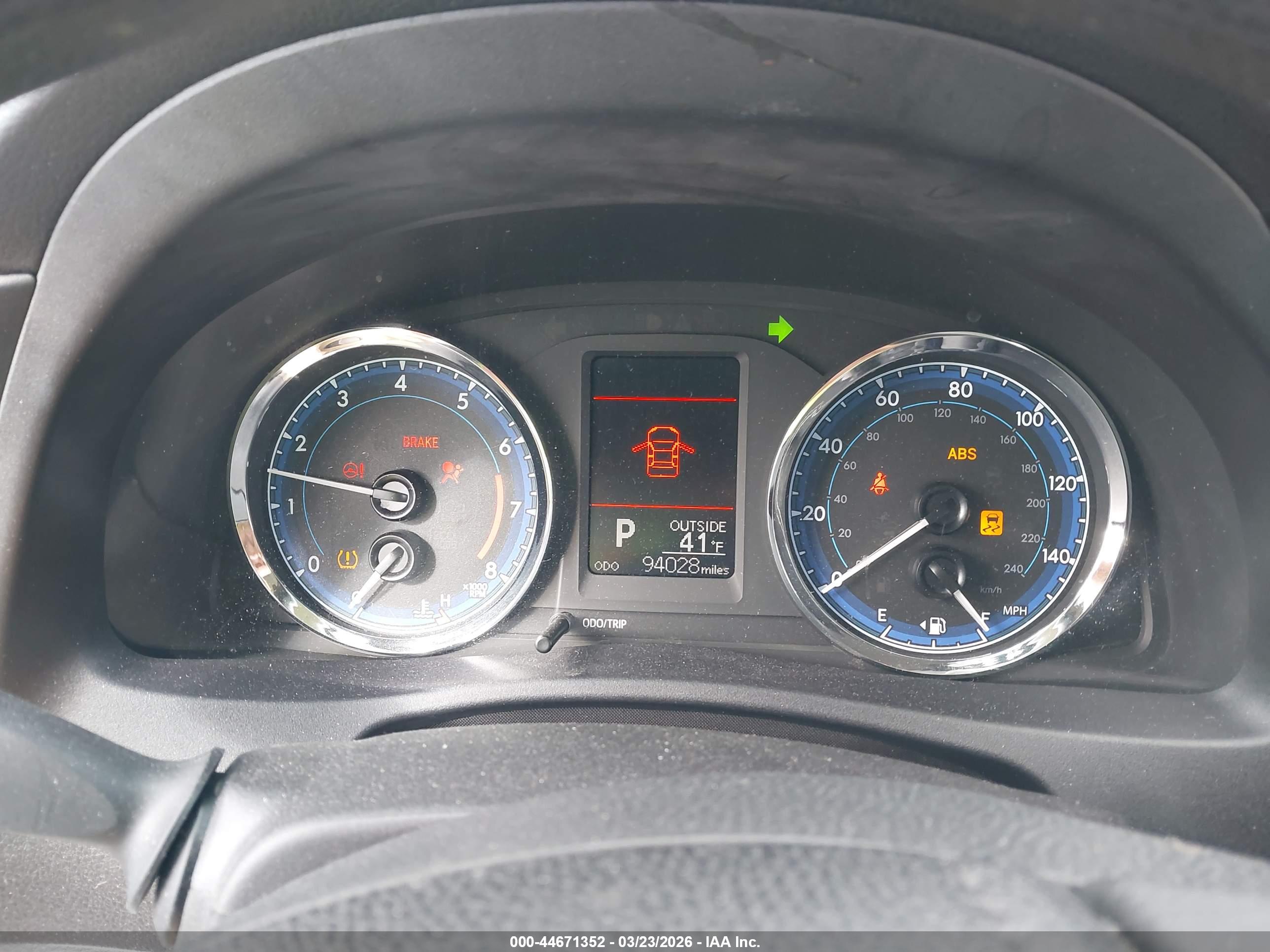 TOYOTA COROLLA image 7