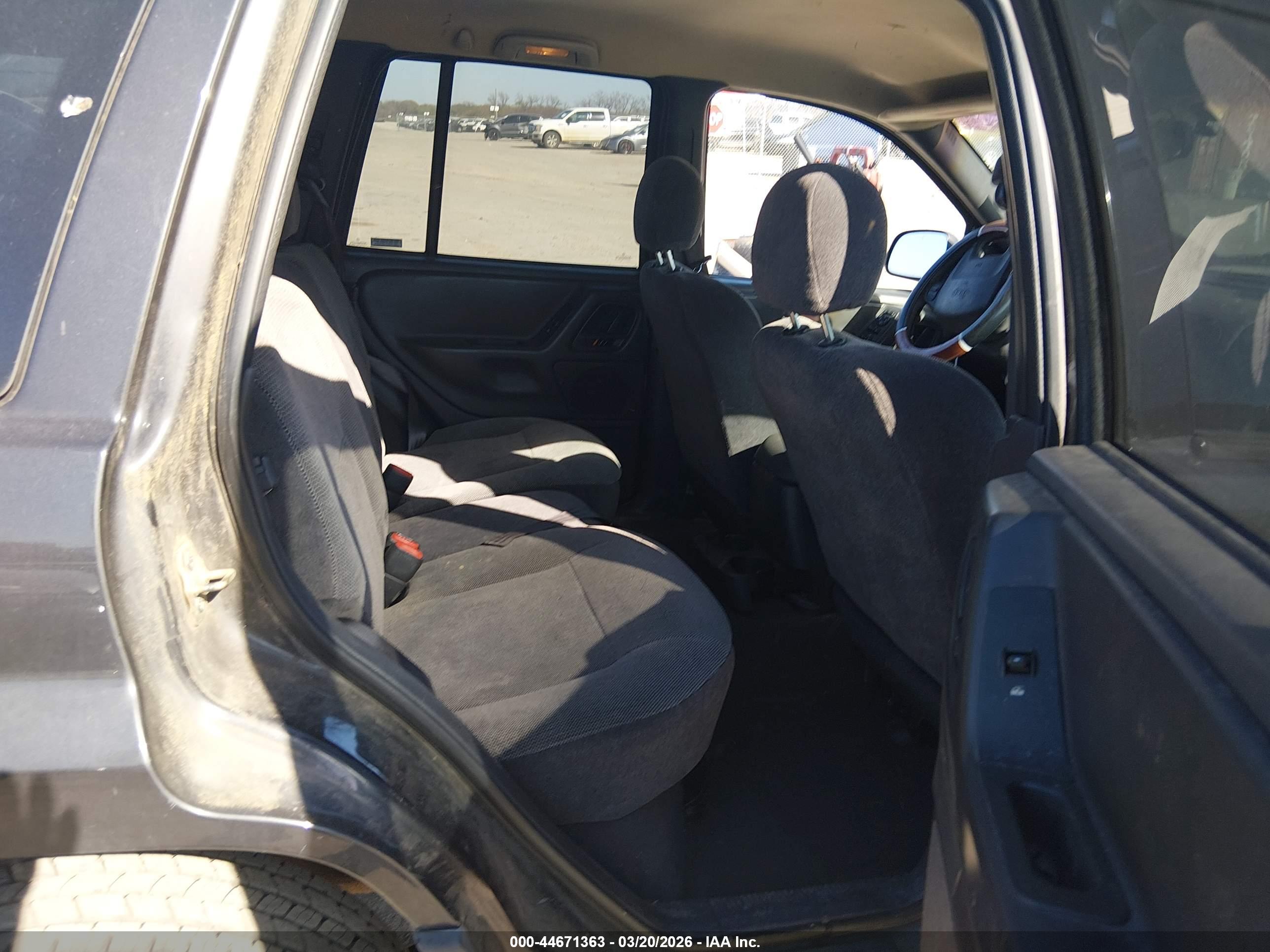 JEEP GRAND image 8