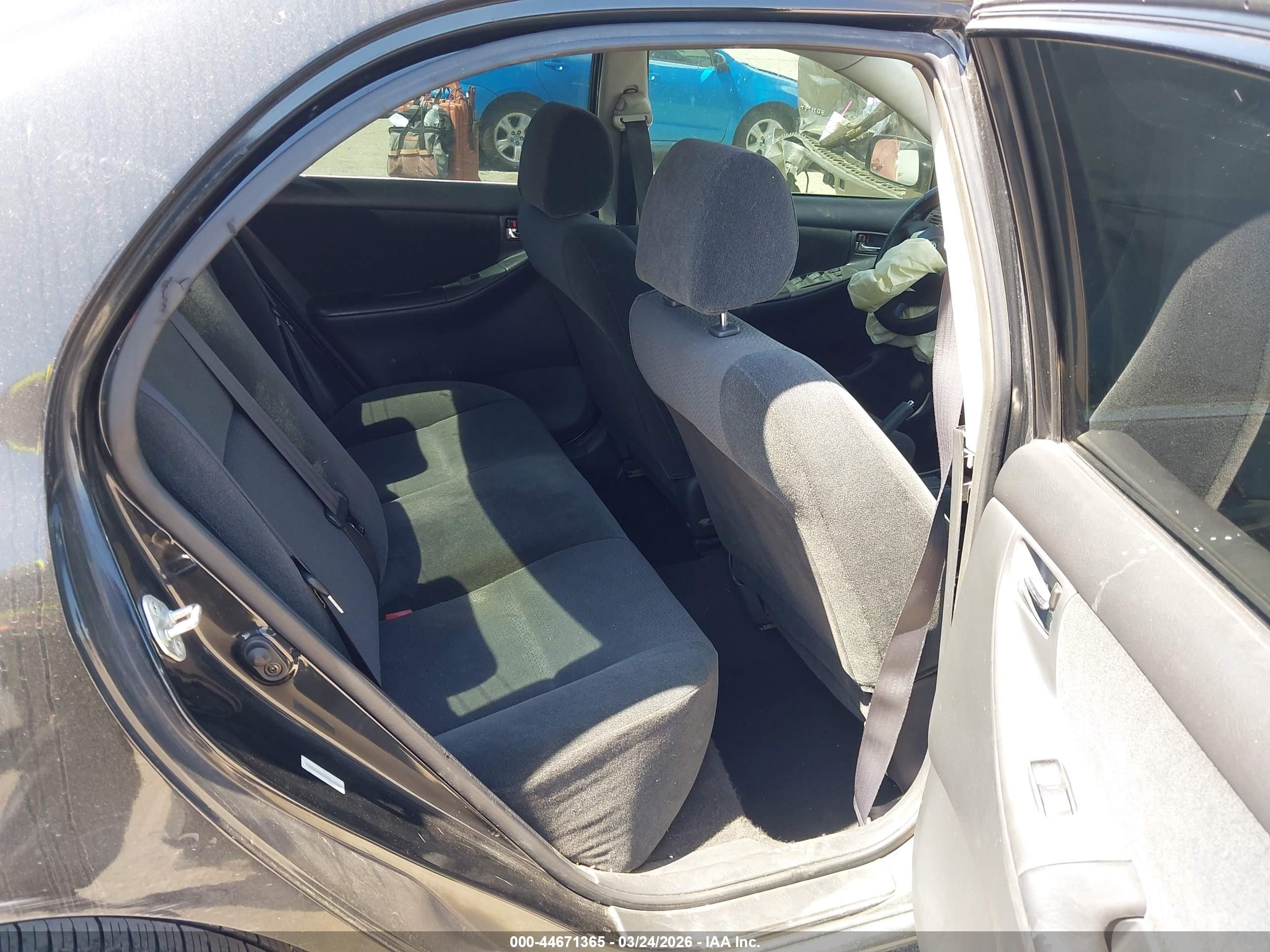 TOYOTA COROLLA image 8