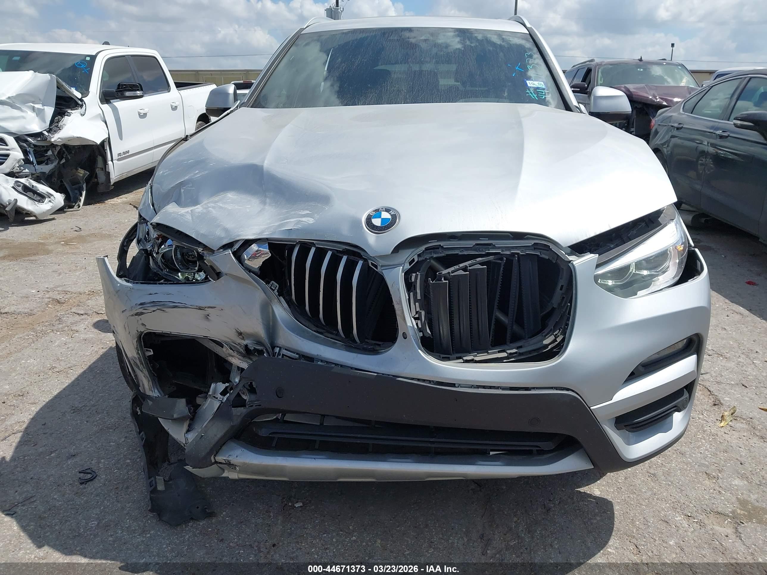 BMW X3 image 6
