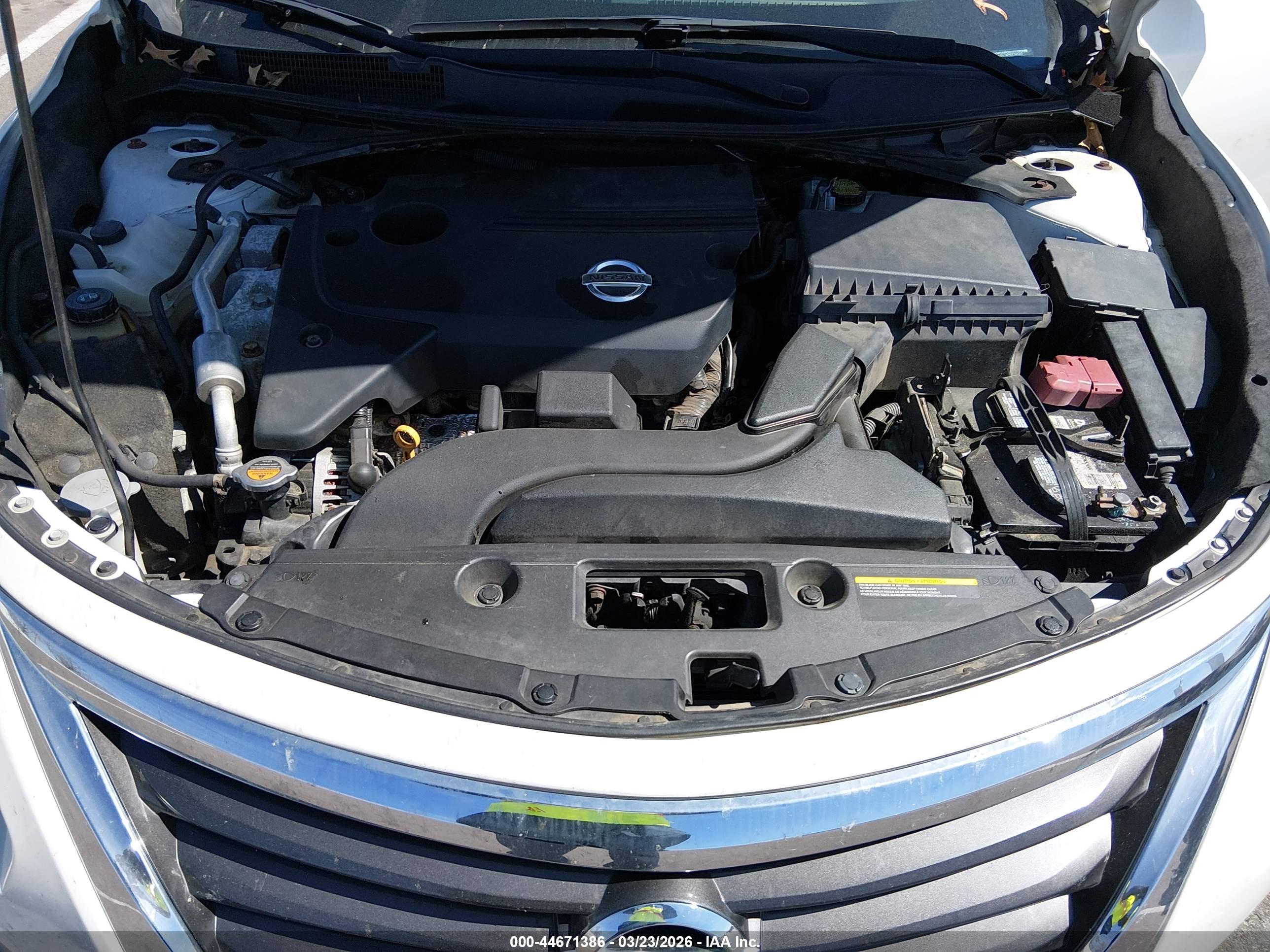 NISSAN ALTIMA image 10