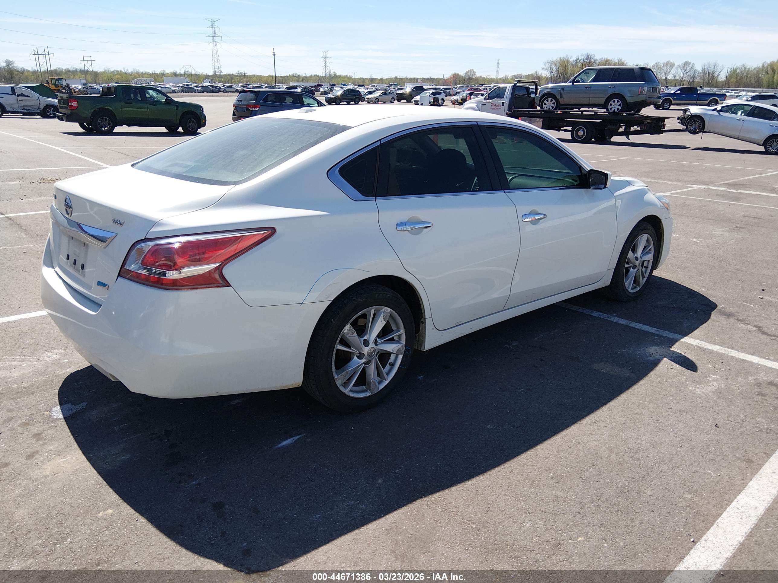 NISSAN ALTIMA image 4