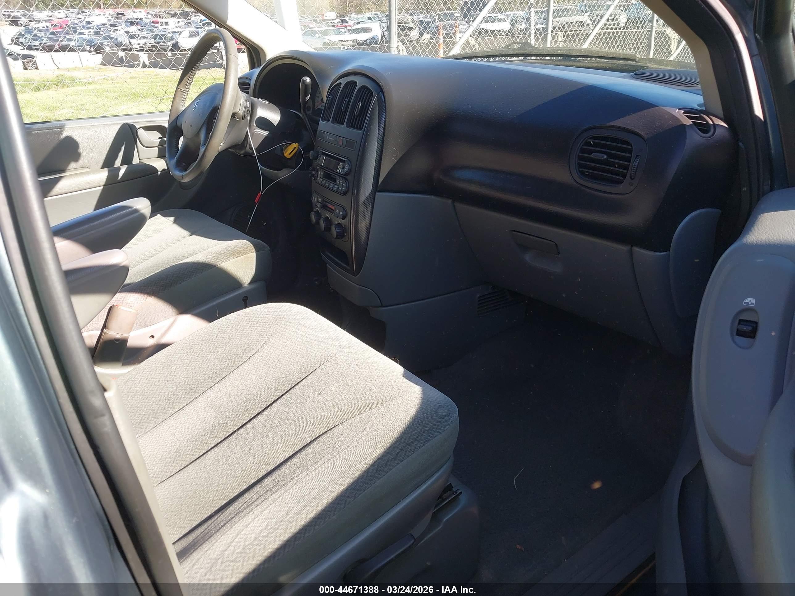 DODGE GRAND image 5