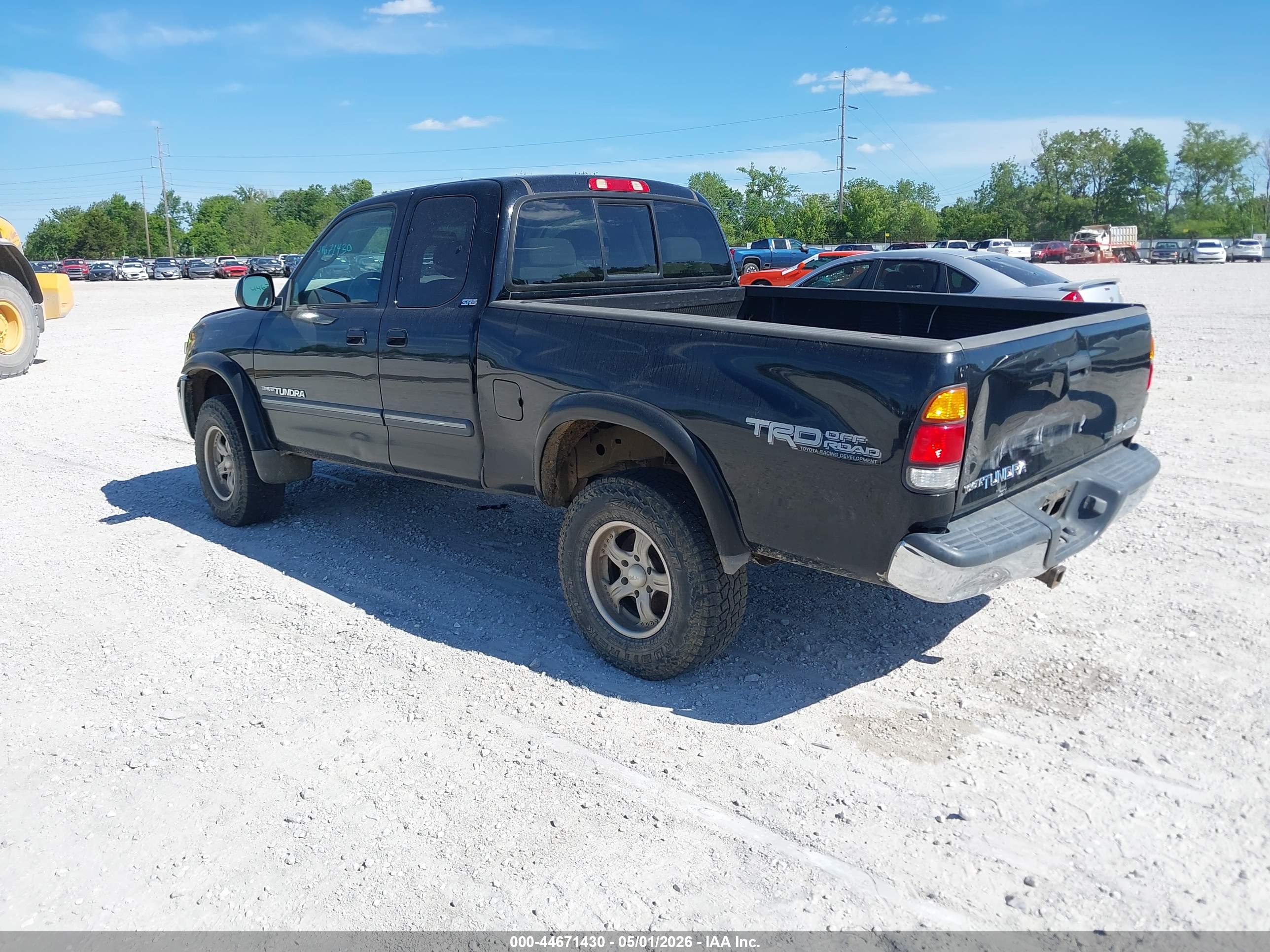 TOYOTA TUNDRA image 3
