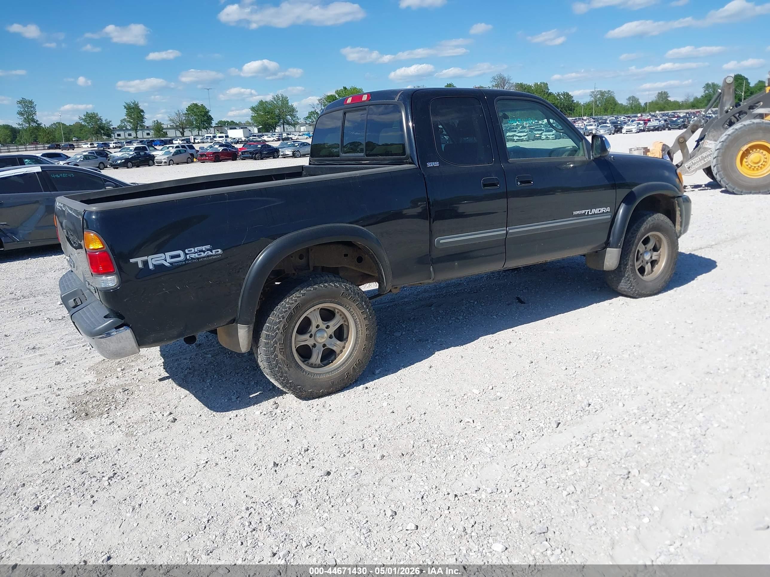TOYOTA TUNDRA image 4