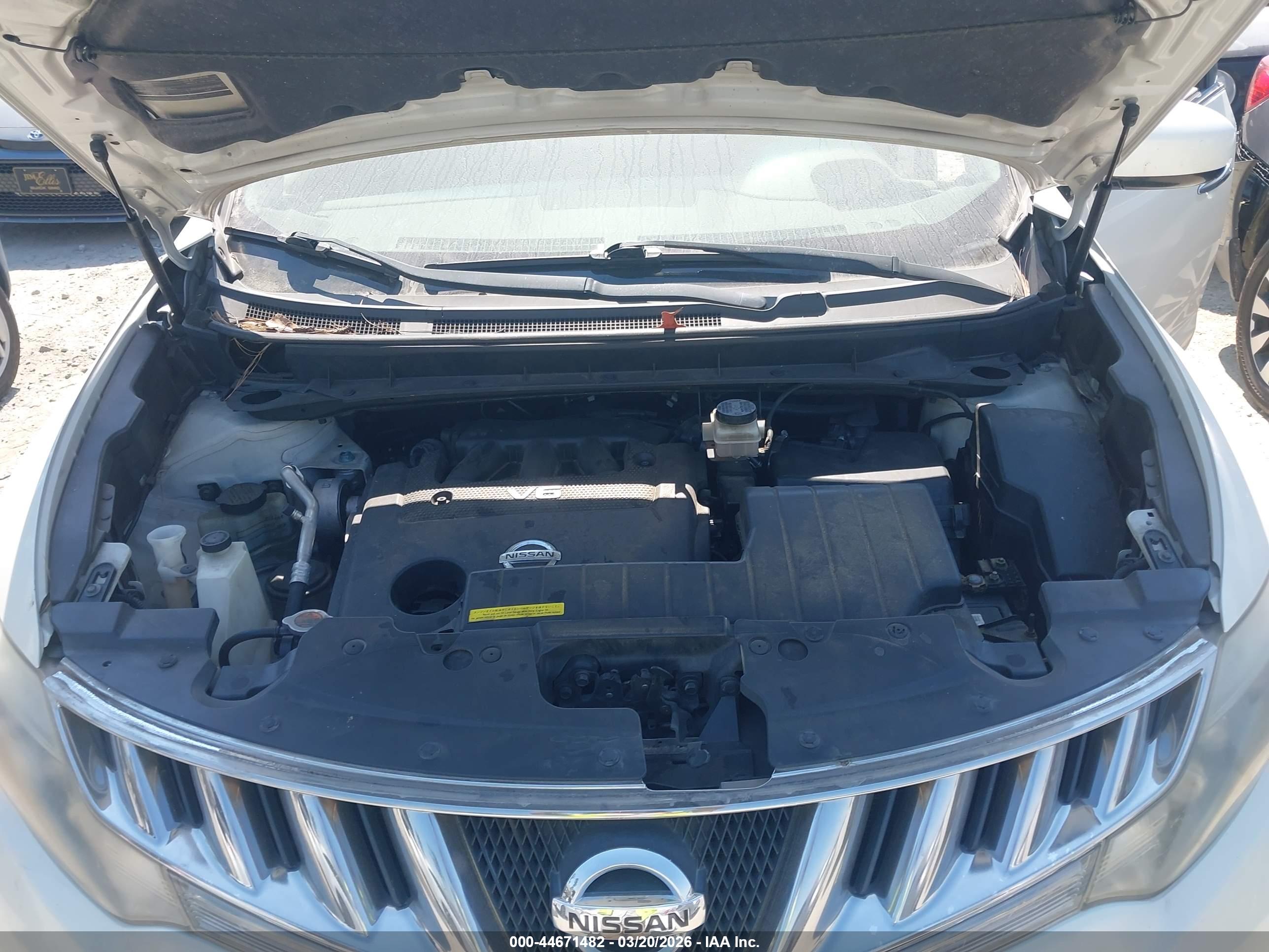NISSAN MURANO image 10