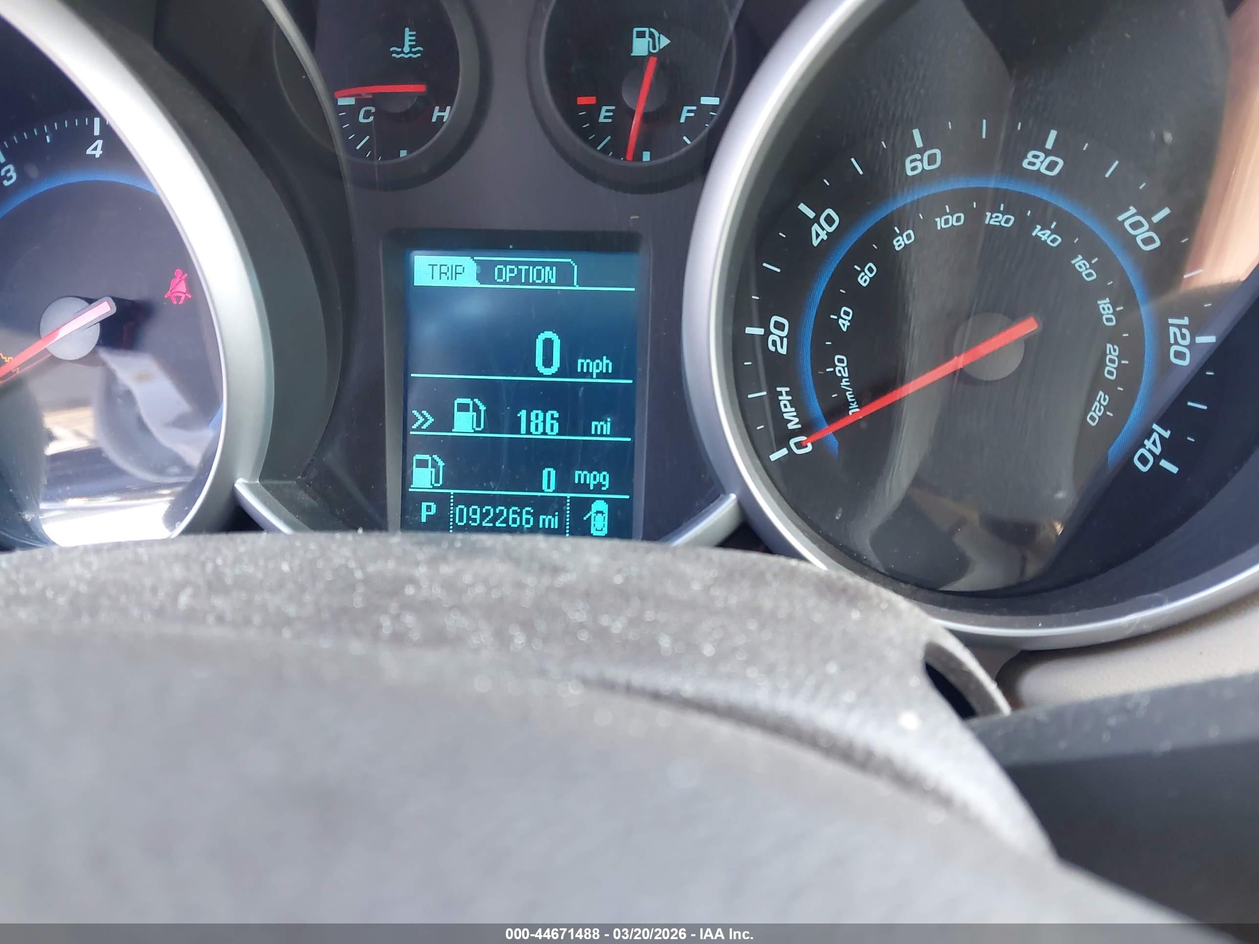 CHEVROLET CRUZE image 7