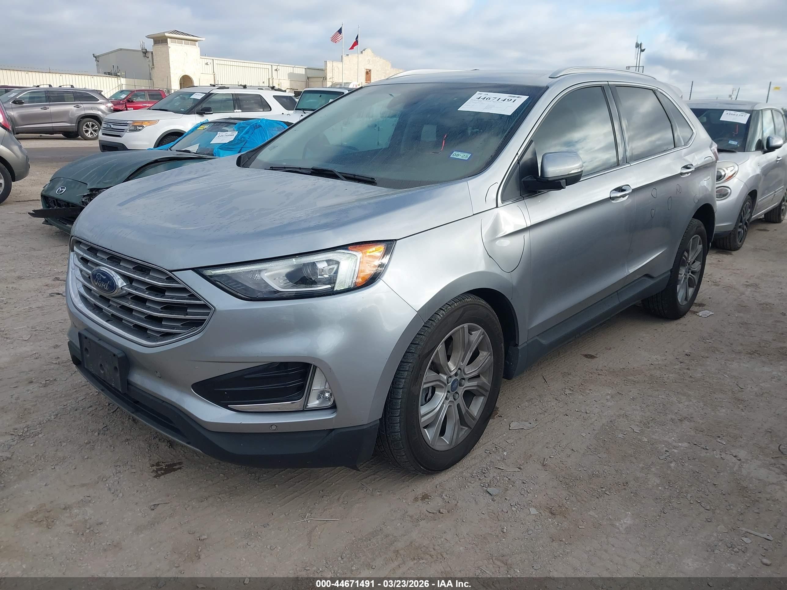 FORD EDGE image 2